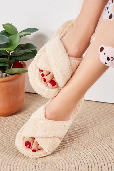 Kadın Krem Peluş Çapraz Ev Terliği - 23323 