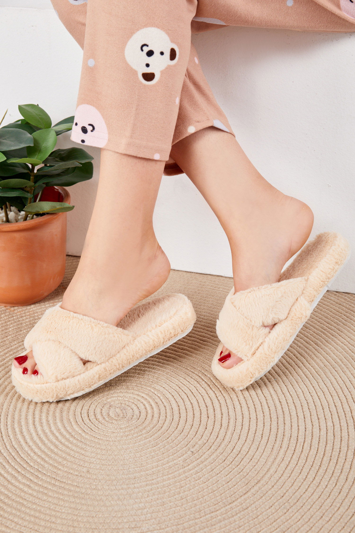 Kadın Krem Peluş Çapraz Ev Terliği - 23323 - 3