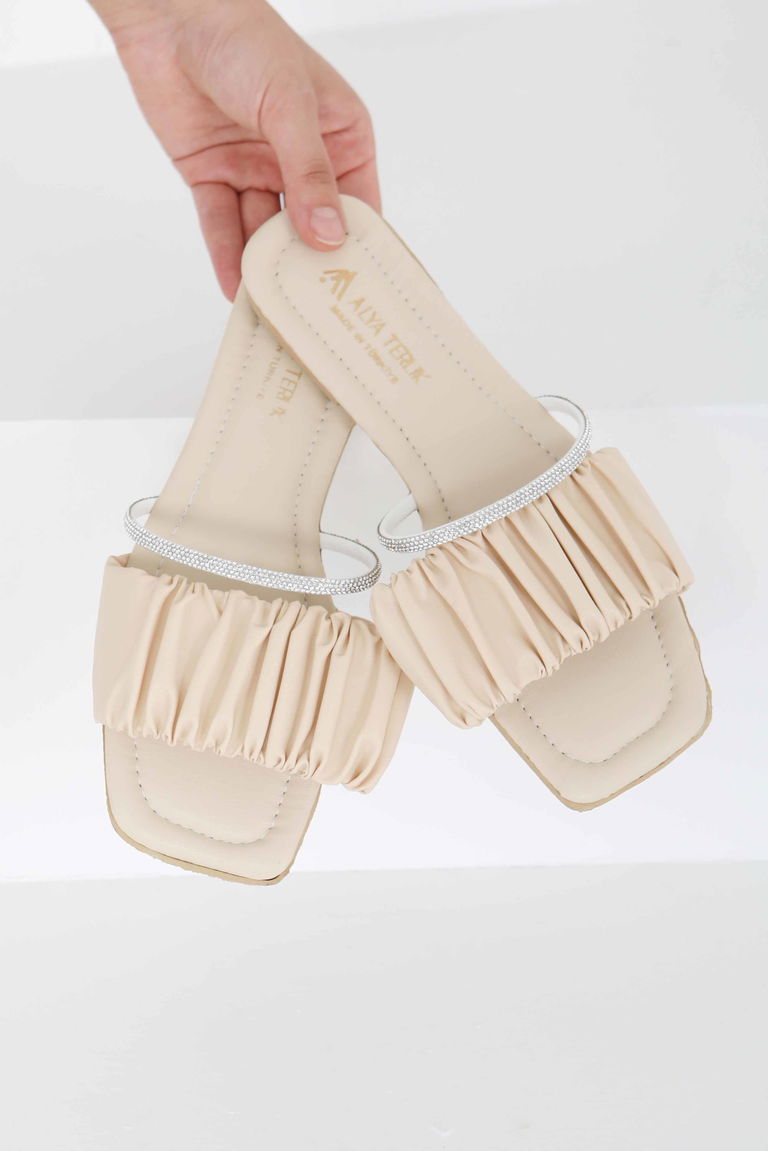 Kadın Krem Taşlı Terlik - 27405 - TOFİSA