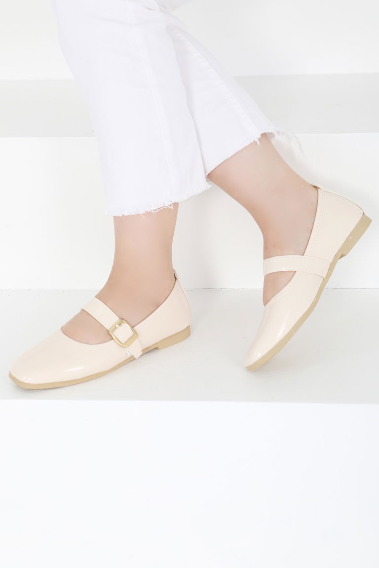 Kadın Krem Tokalı Babet - 27416 - TOFİSA