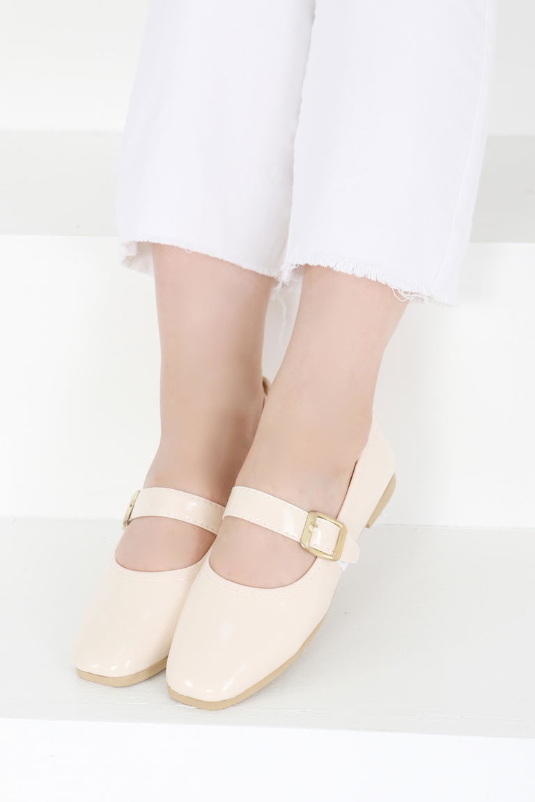 Kadın Krem Tokalı Babet - 27416 - TOFİSA