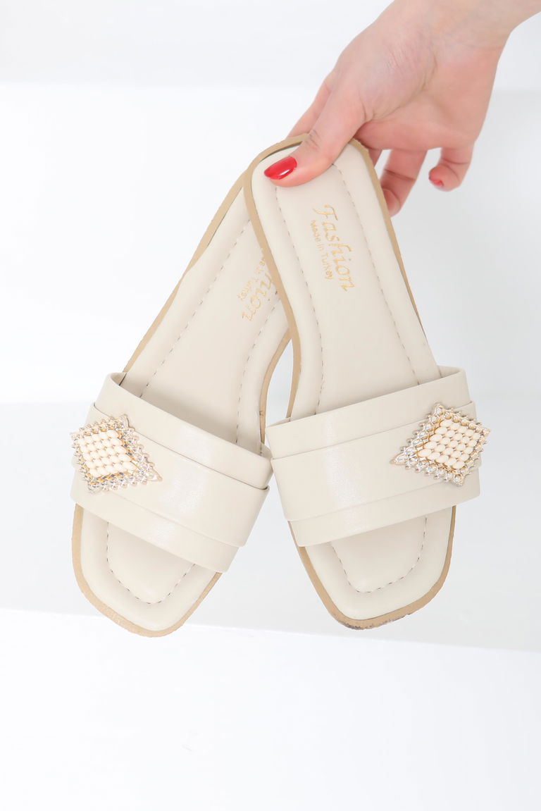 Kadın Krem Tokalı Terlik - 27157 - TOFİSA