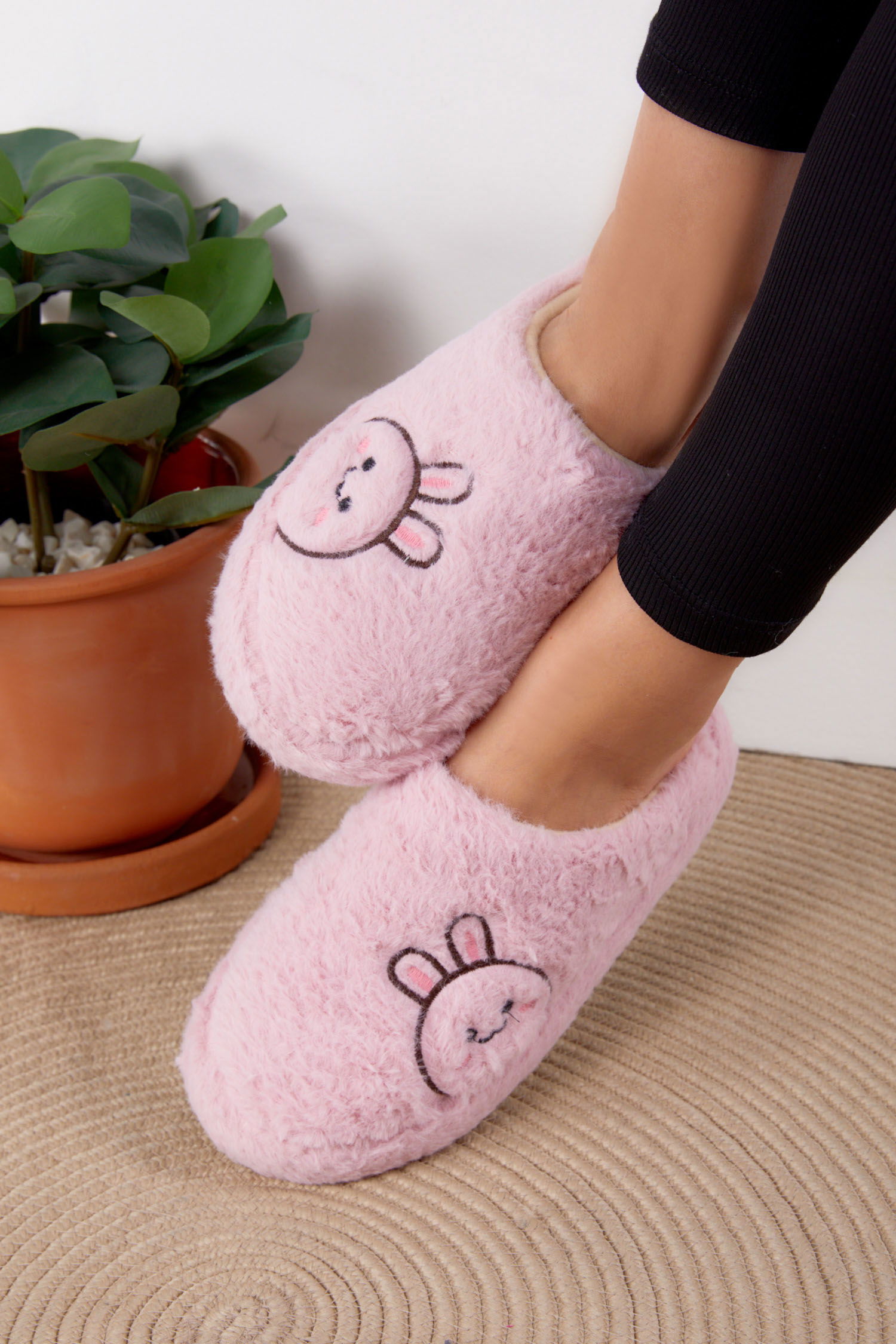 Kadın Pembe Peluş Tavşanlı Ev Terliği - 26295 - 1