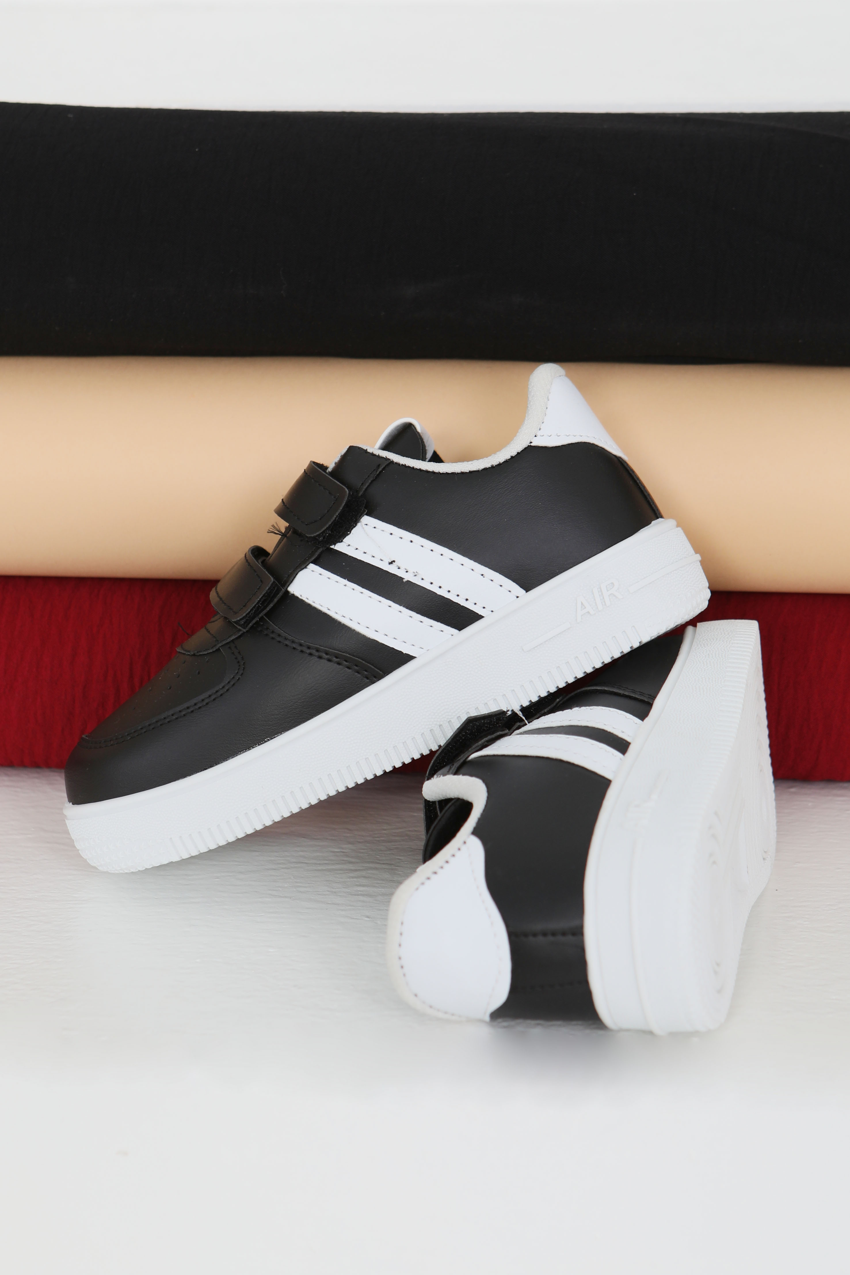 Çocuk Siyah Beyaz AİR Çocuk Spor Ayakkabı - 27479 - 2