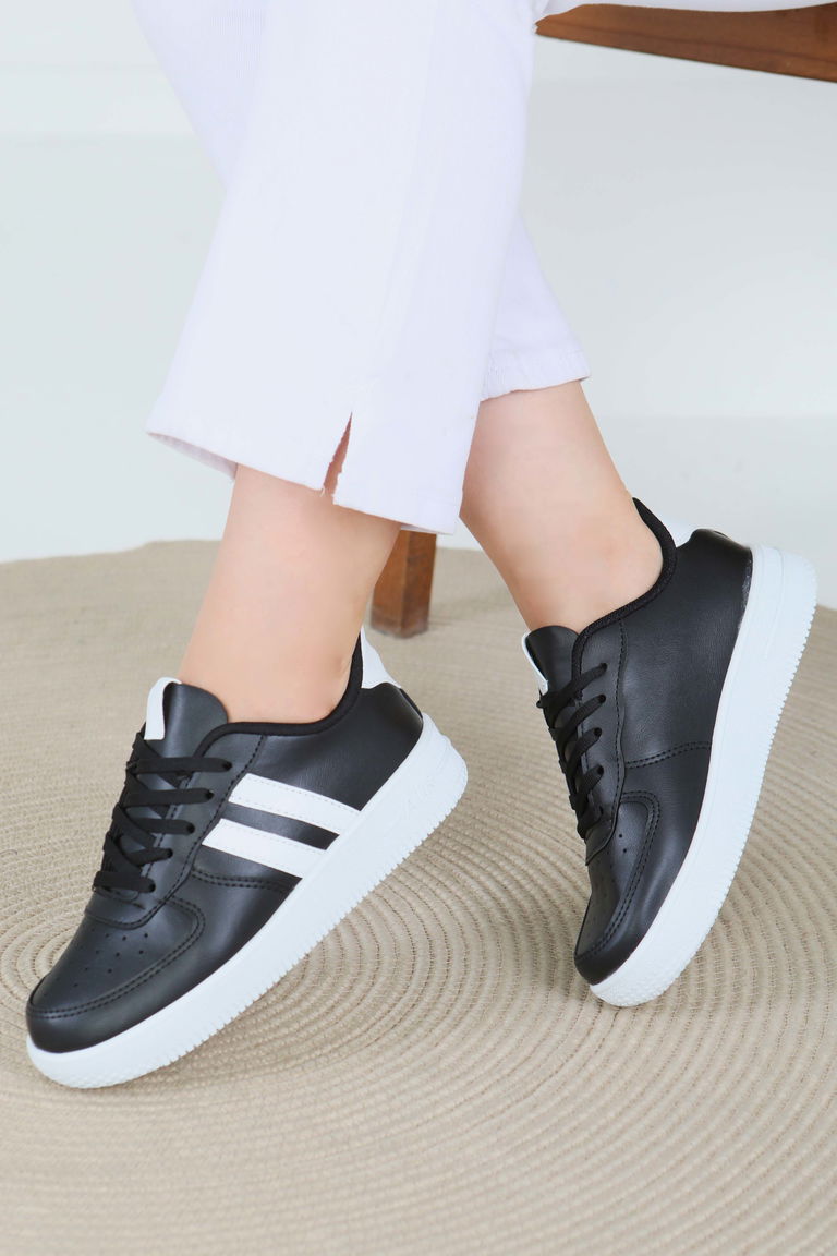 Kadın Siyah Beyaz AİR Spor Ayakkabı - 27474 - TOFİSA