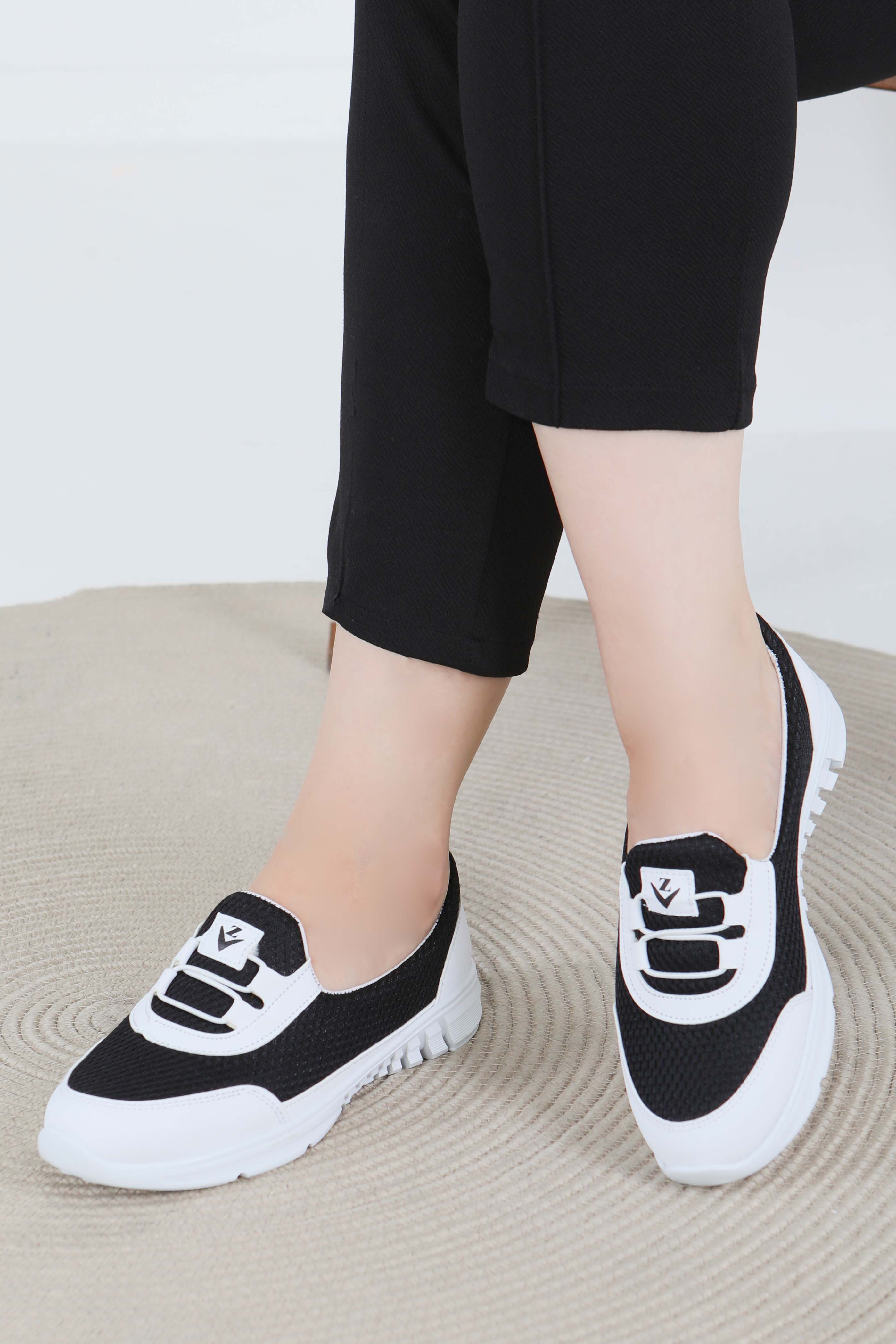 Kadın Siyah Beyaz Lastikli File Babet - 27475 - 1