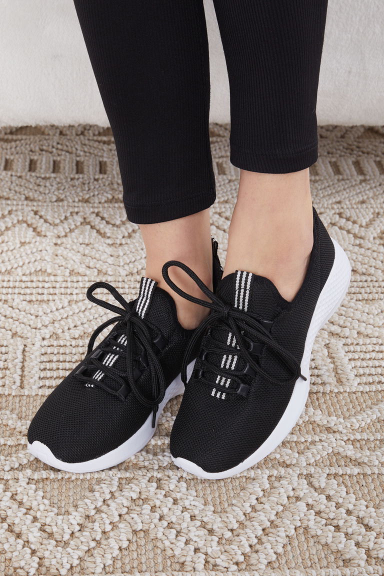 Kadın Siyah Beyaz Spor Ayakkabı - 27070 - TOFİSA