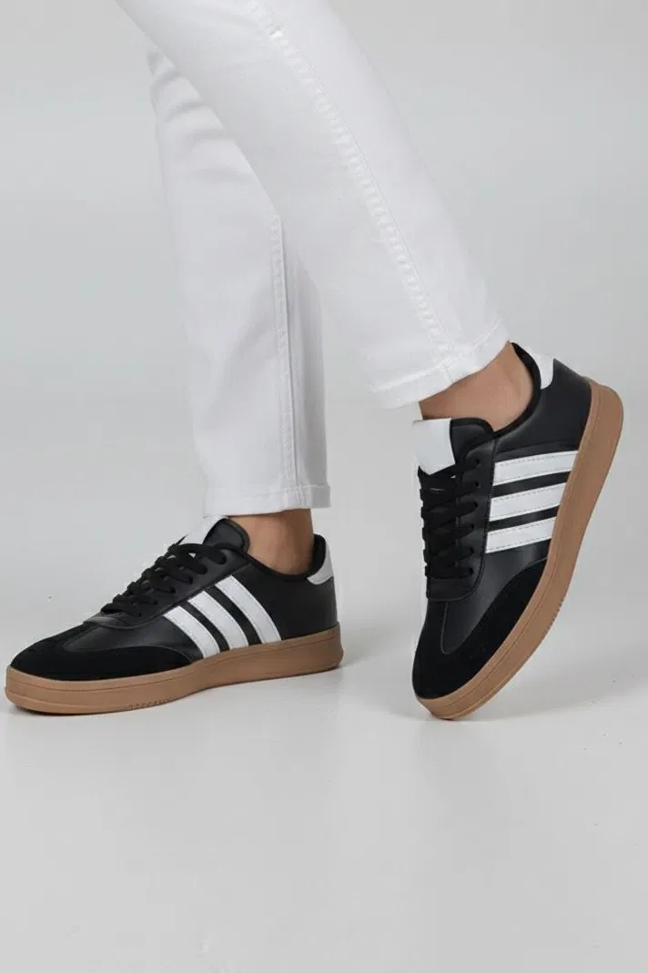 Kadın Siyah Beyaz Süet Detatlı Spor Ayakkabı - 28106-SIYAH-BEYAZ - TOFİSA