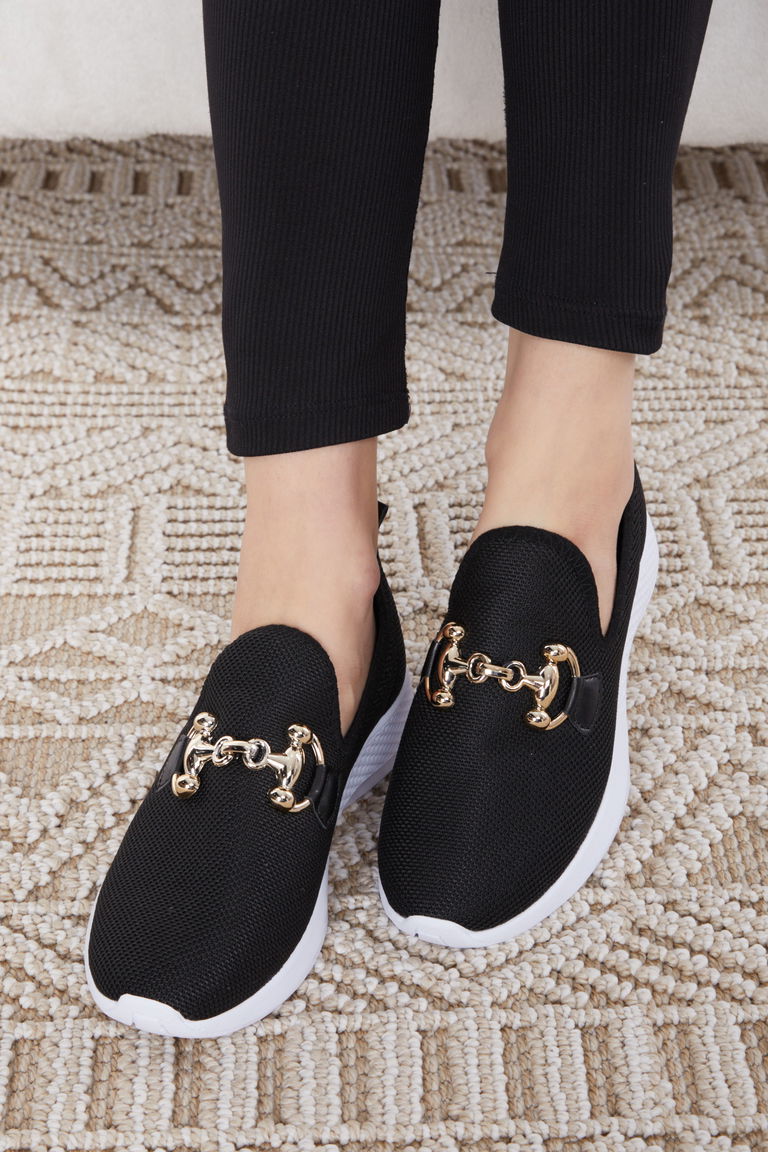 Kadın Siyah Beyaz Tokalı File Spor Ayakkabı - 27093 - TOFİSA