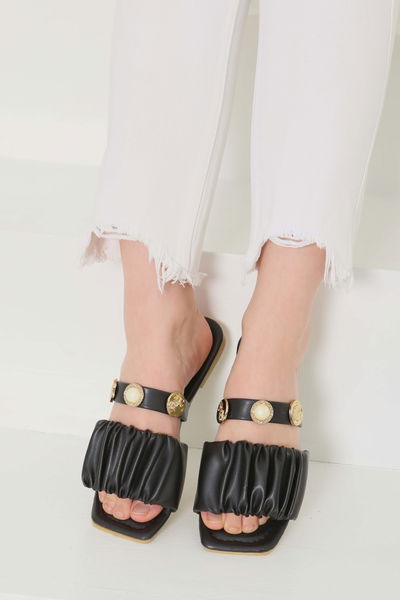 Kadın Siyah Büzgülü İncili Terlik - 27110 