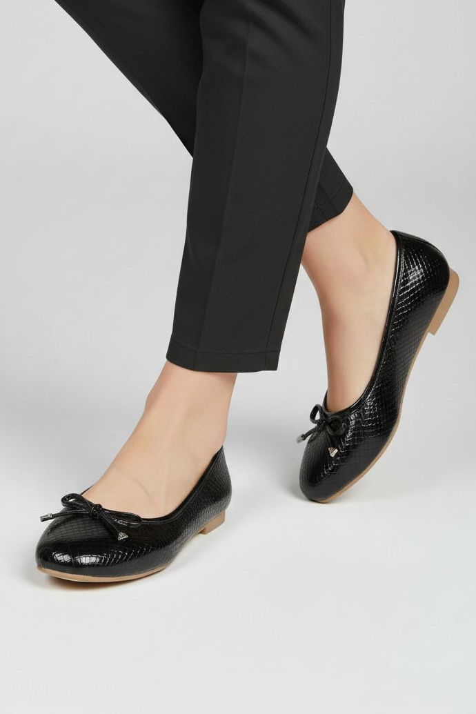 Kadın Siyah Fiyonklu Parlak Babet - 28233-SIYAH - 1