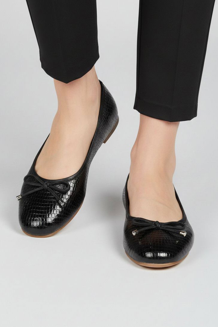 Kadın Siyah Fiyonklu Parlak Babet - 28233-SIYAH - 3