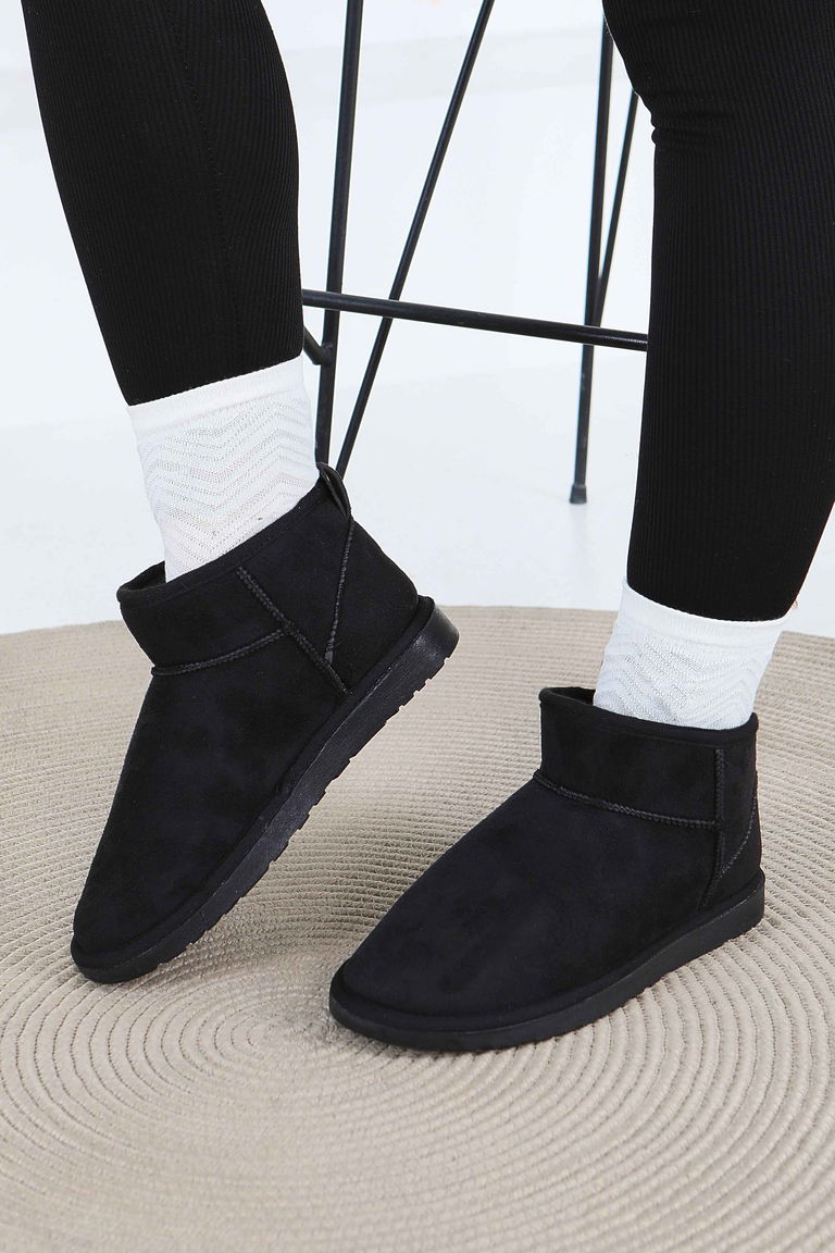 Kadın Siyah İçi Peluş Yarım Süet Bot - 27784-SIYAH - TOFİSA