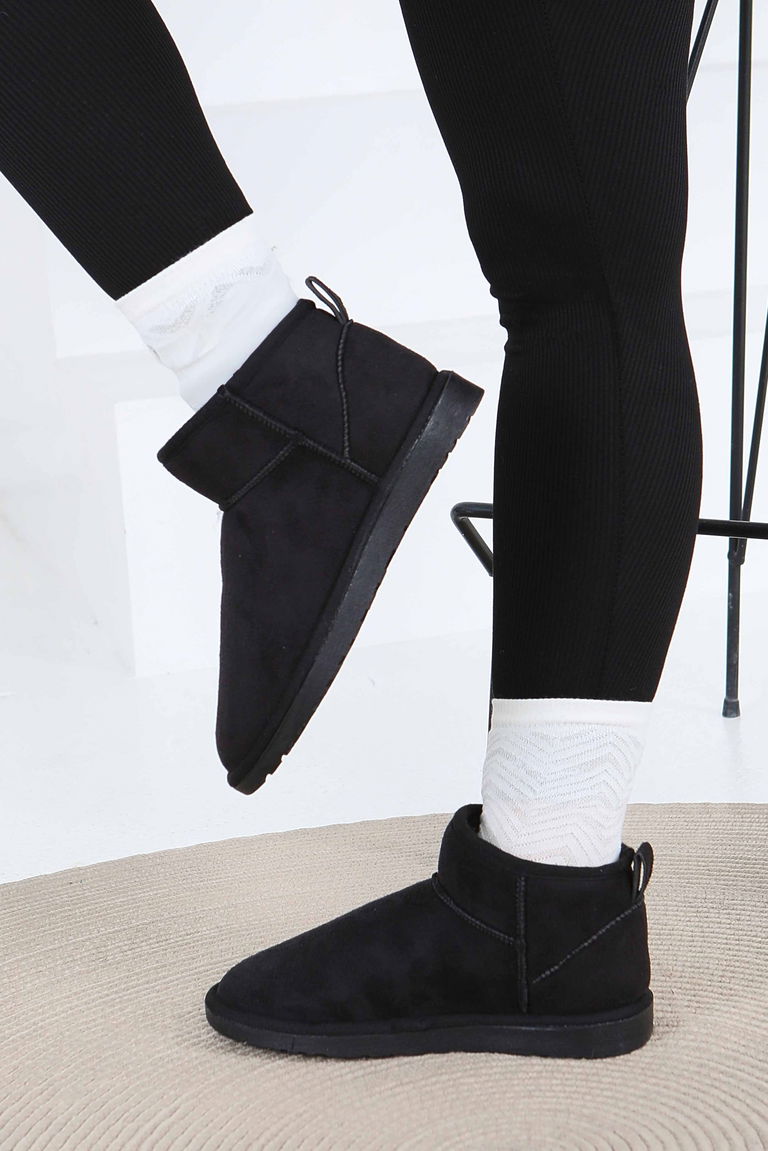 Kadın Siyah İçi Peluş Yarım Süet Bot - 27784-SIYAH - TOFİSA