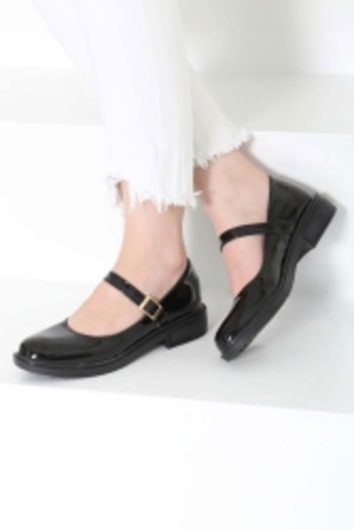Kadın Siyah Jane Kemer Detaylı Loafer Ayakkabı - 27145 - 5