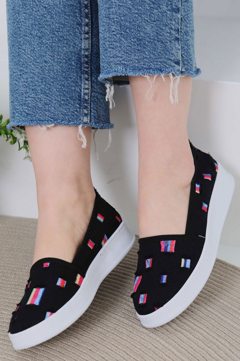 Kadın Siyah Kare Renk Detaylı Babet - 27078 - TOFİSA