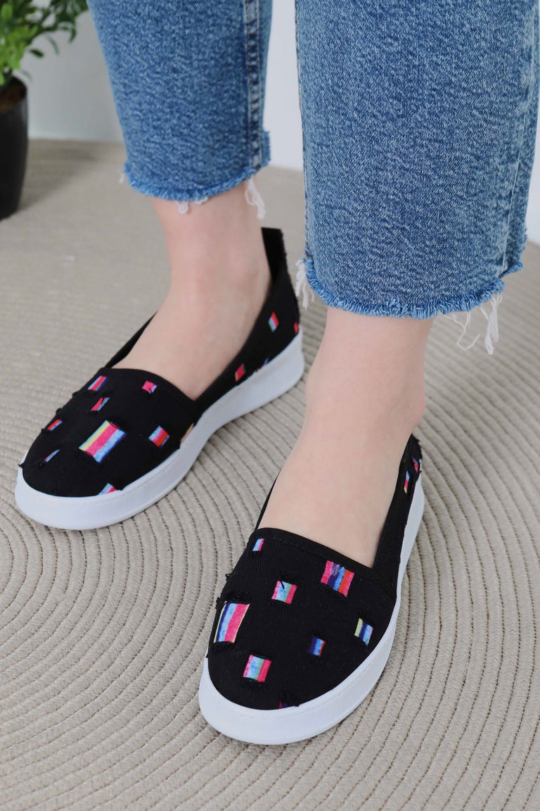 Kadın Siyah Kare Renk Detaylı Babet - 27078 - TOFİSA