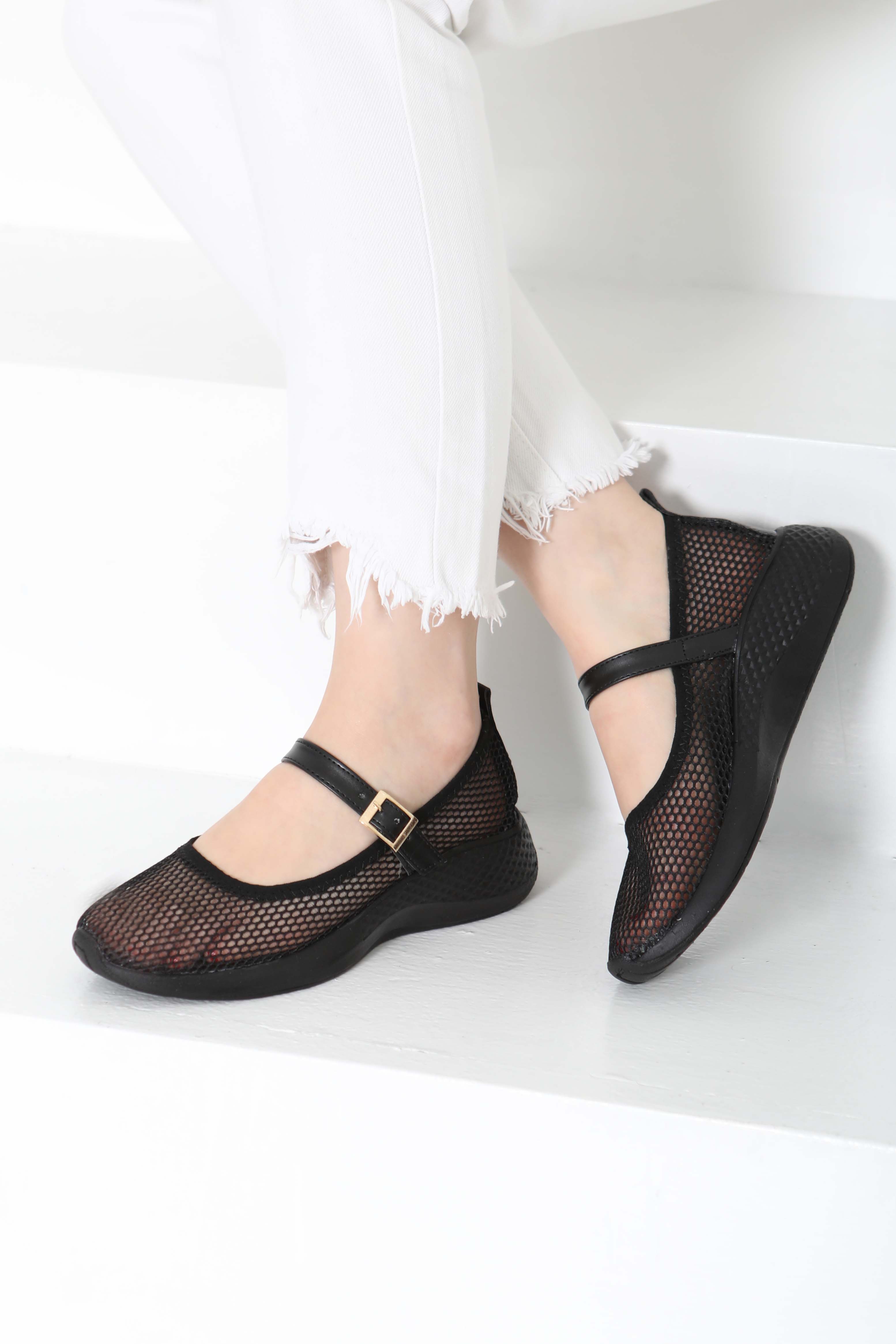 Kadın Siyah Kemerli File Babet Ayakkabı - 27144 - 4