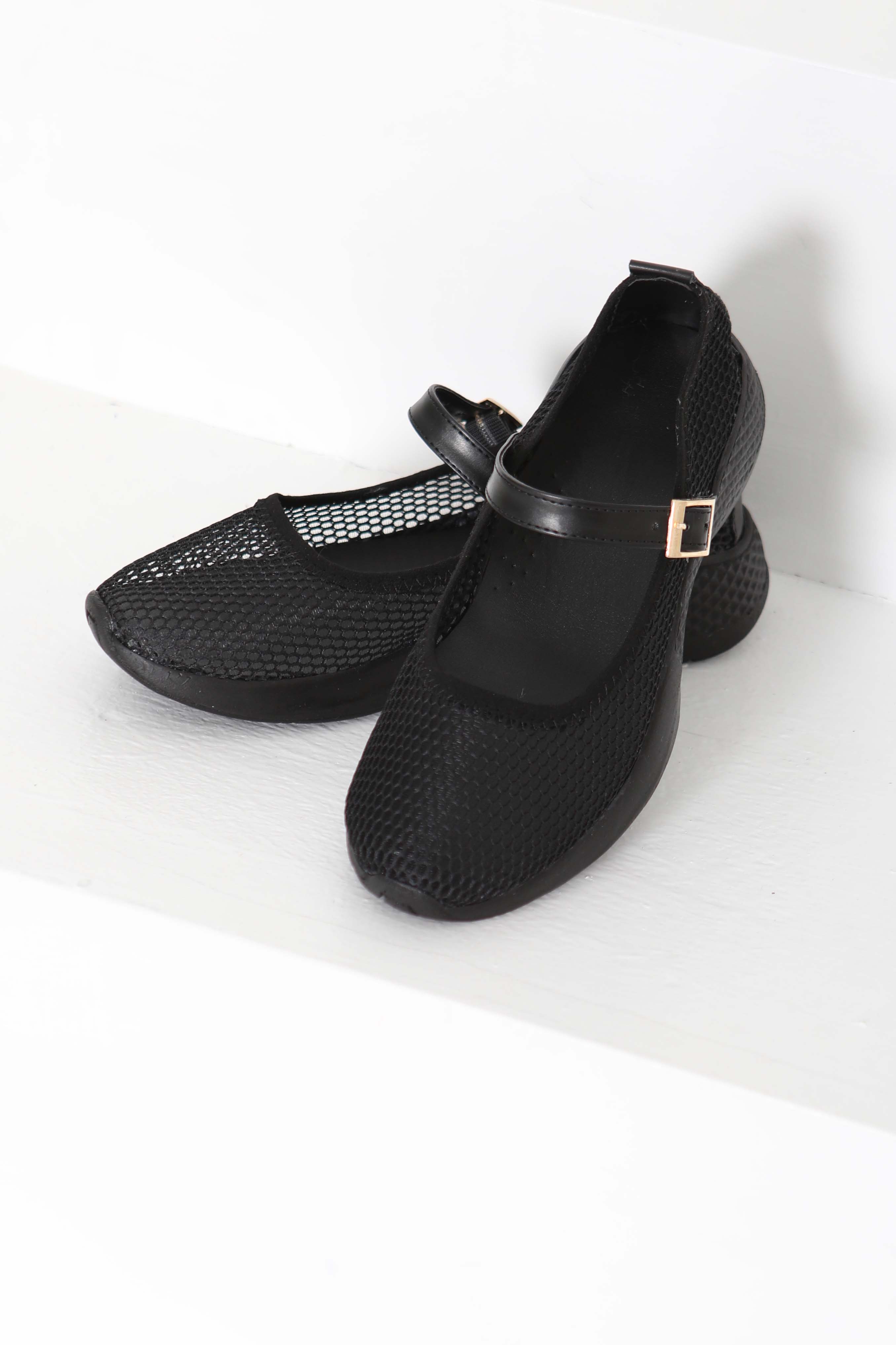 Kadın Siyah Kemerli File Babet Ayakkabı - 27144 - 5