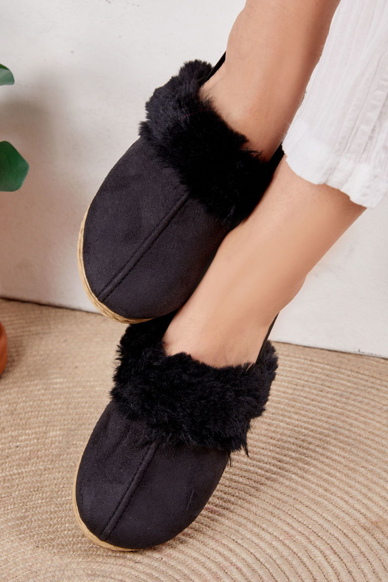 Kadın Siyah Lastikli Terlik - 26396 - TOFİSA