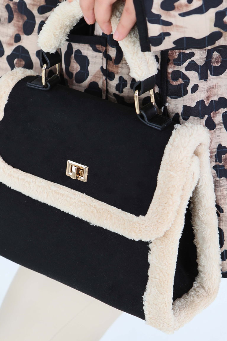 Kadın Siyah Peluş Detaylı Süet El Çantası - 27845-SIYAH - TOFİSA