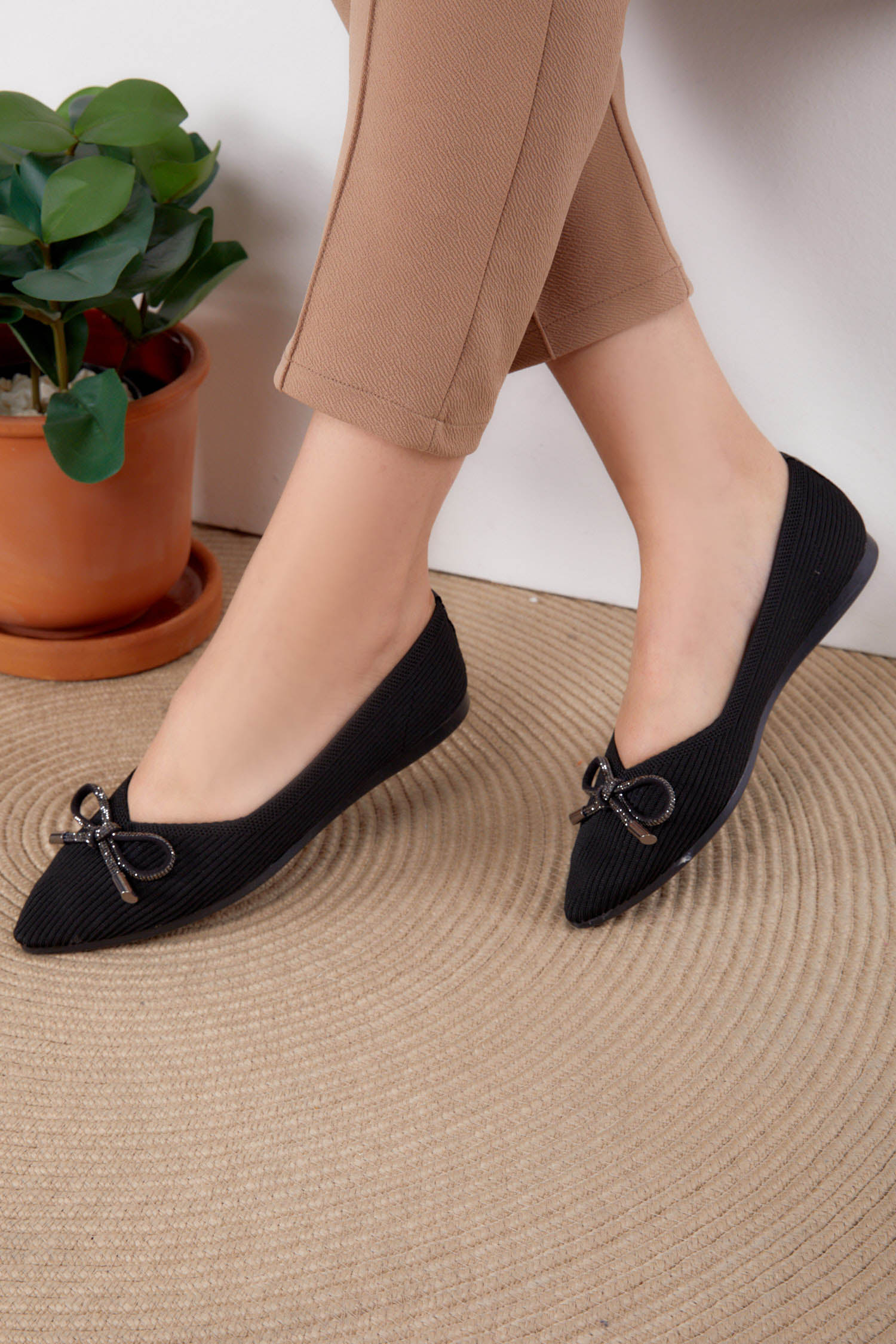 Kadın Siyah Tokalı Babet - 25726 - 2