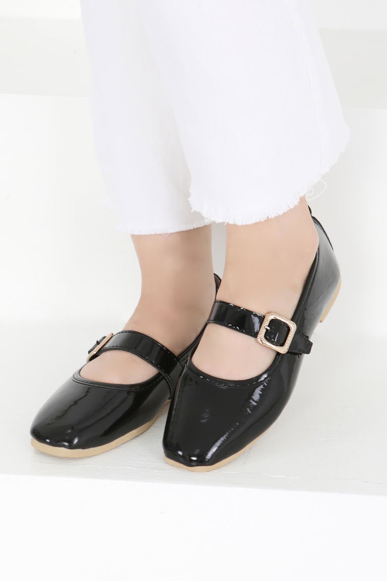 Kadın Siyah Tokalı Babet - 27416 - TOFİSA