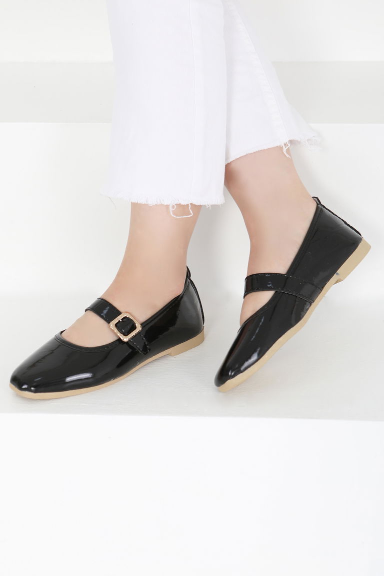 Kadın Siyah Tokalı Babet - 27416 - TOFİSA