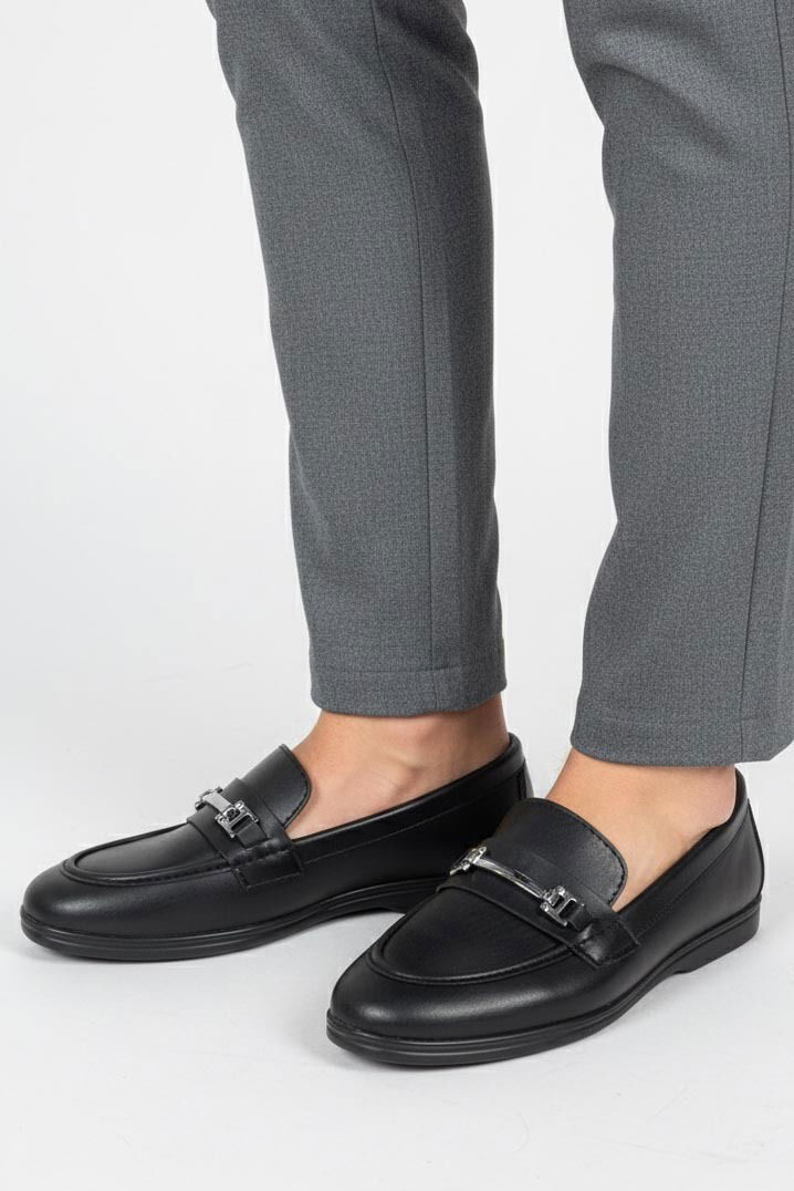 Kadın Siyah Tokalı Cilt Babet - 27908-SIYAH - TOFİSA