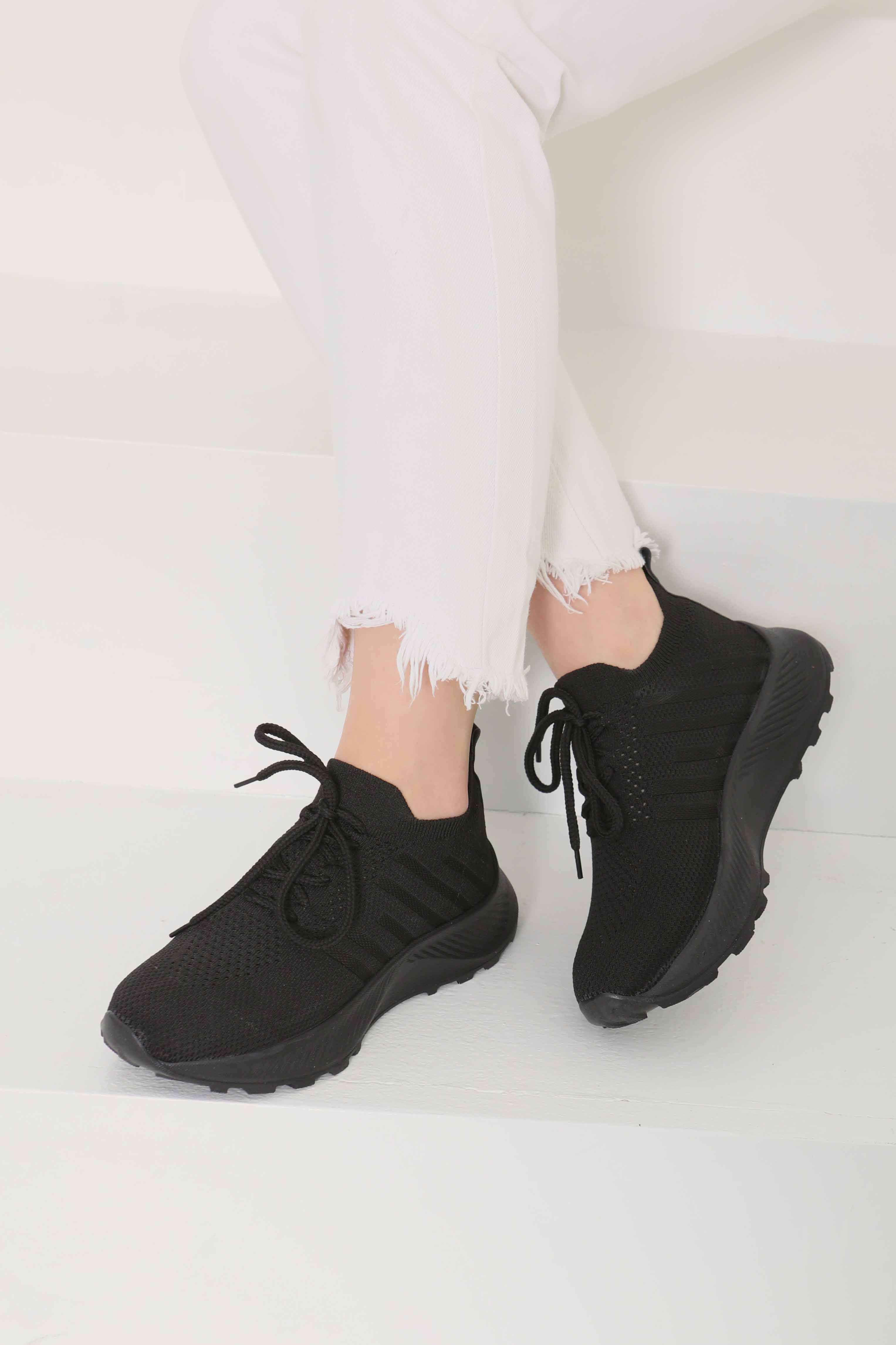 Kadın Siyah Yüksek Tabanlı Spor Ayakkabı - 27082 - 4