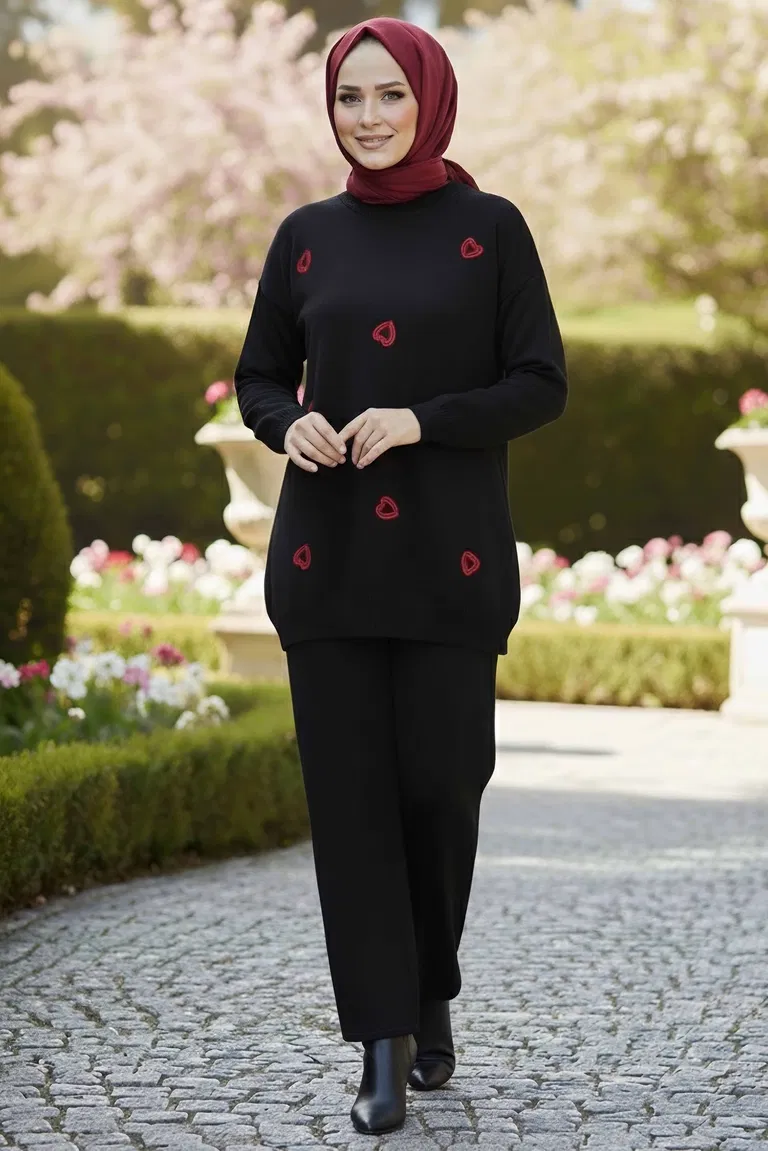 Kalp Detaylı Triko İkili Takım - 28124-SIYAH - TOFİSA