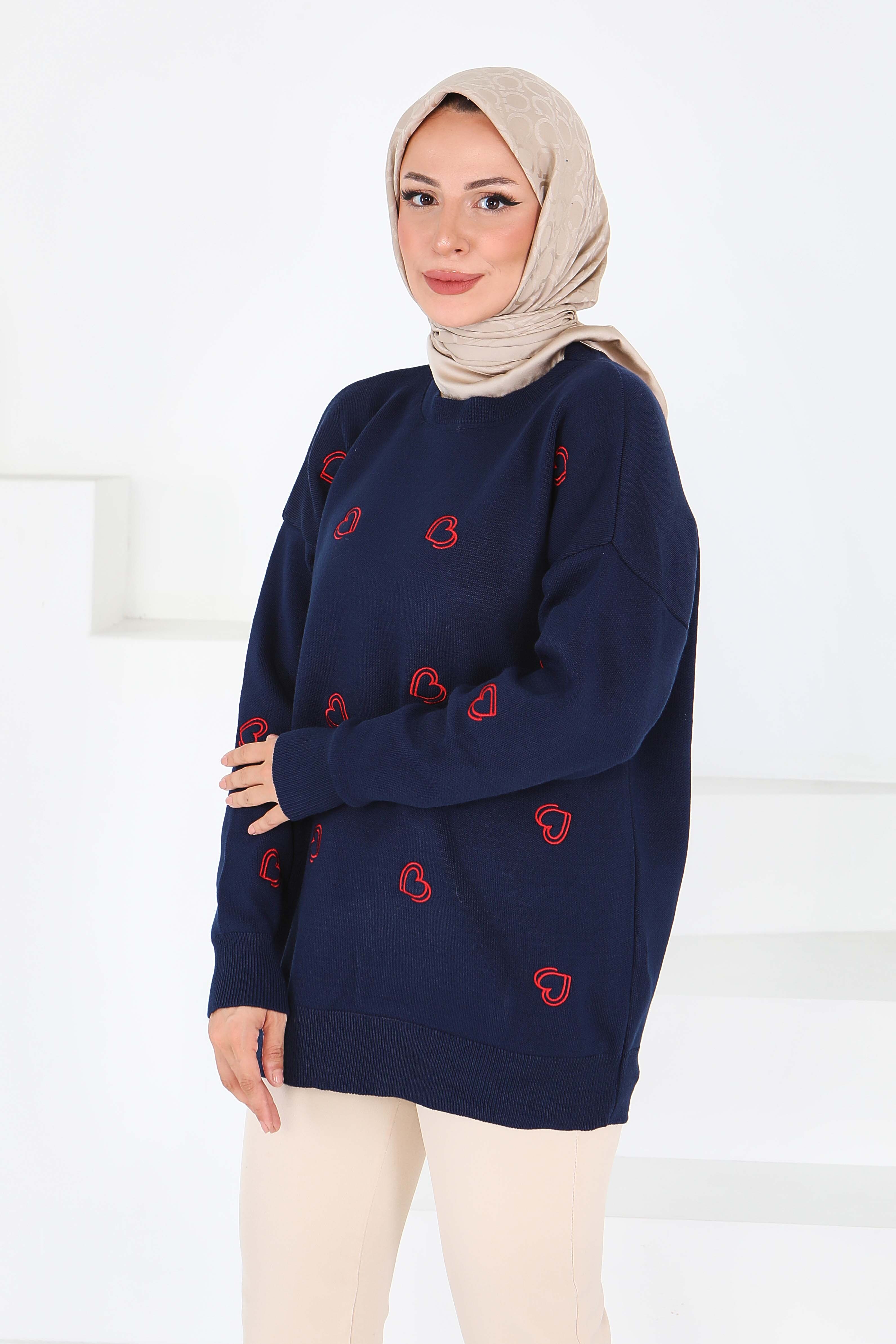 Kalp Nakışlı Triko Kazak - 27793-LACIVERT - 3