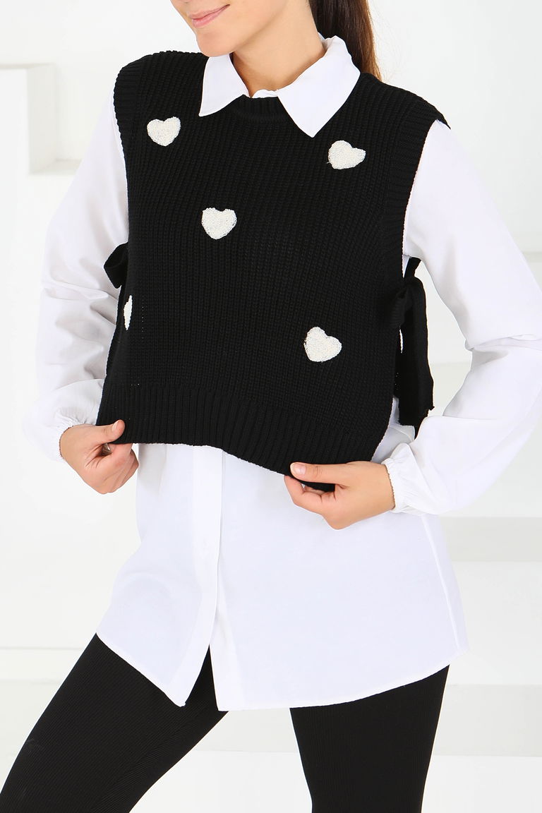 Kalp Nakışlı Triko Süveter - 27721-SIYAH - TOFİSA