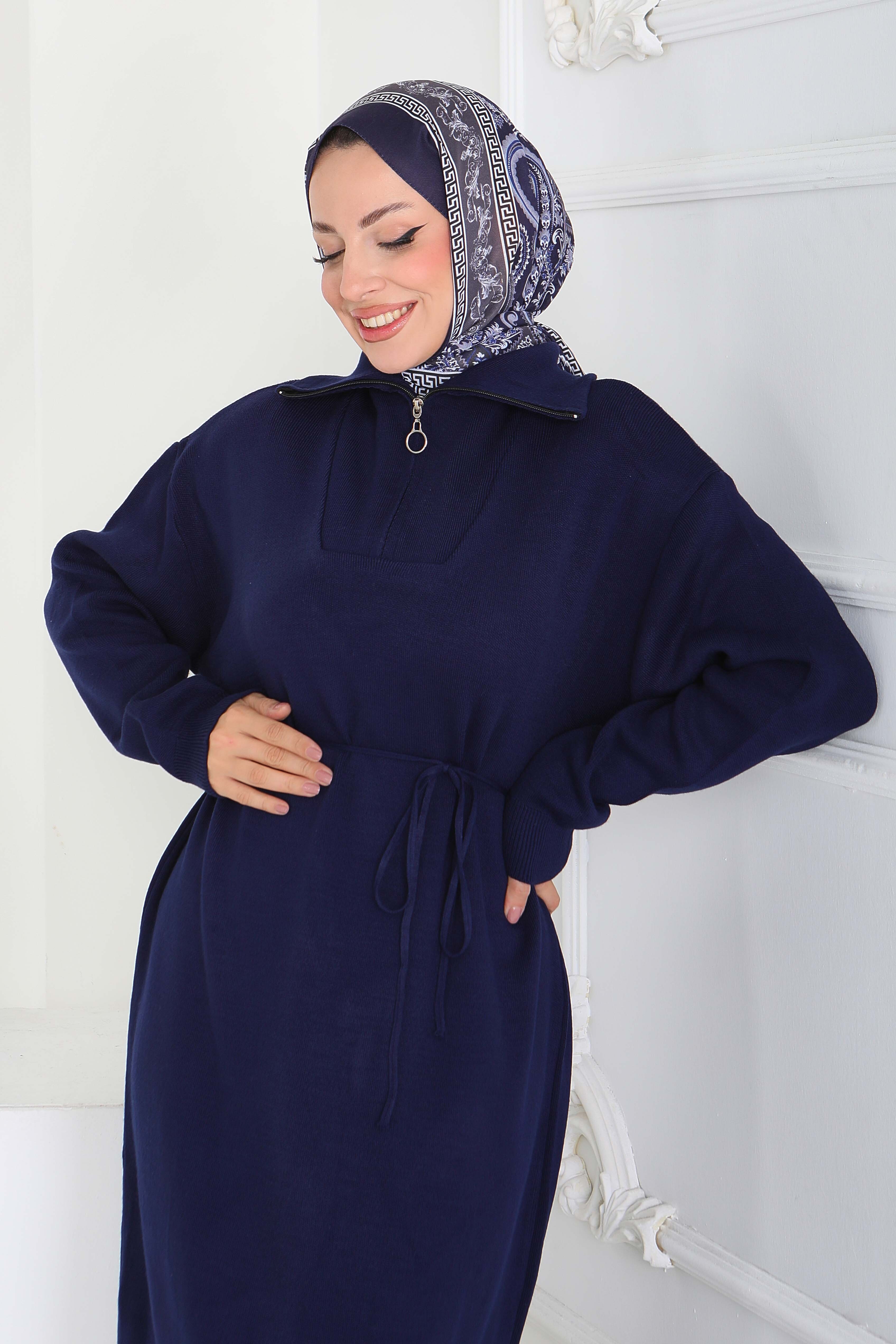 Kamyoncu Yaka Triko Elbise - 27937-LACIVERT - 4