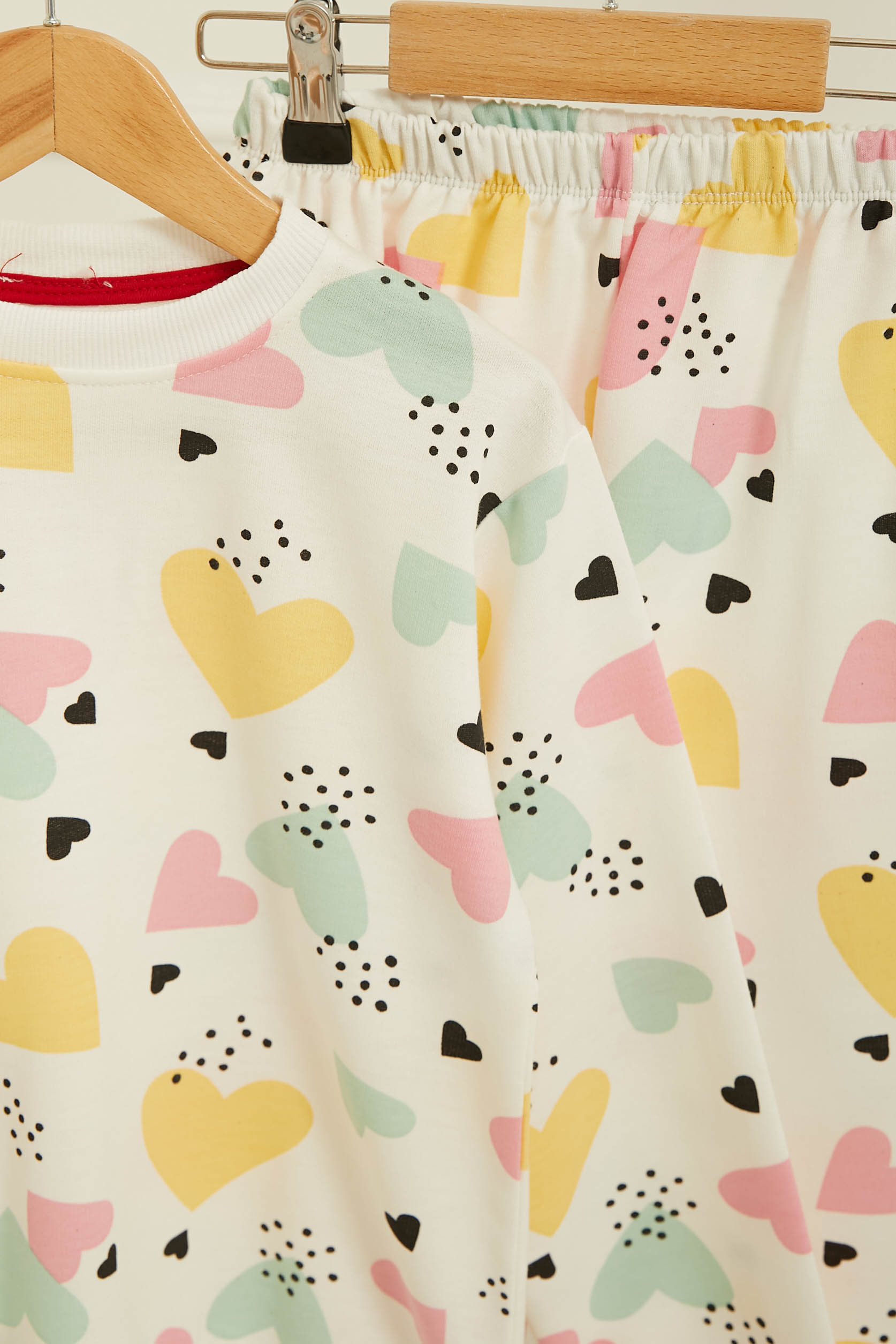 Kız Çocuk Beyaz Baskılı Pijama Takımı - 26806 - 2