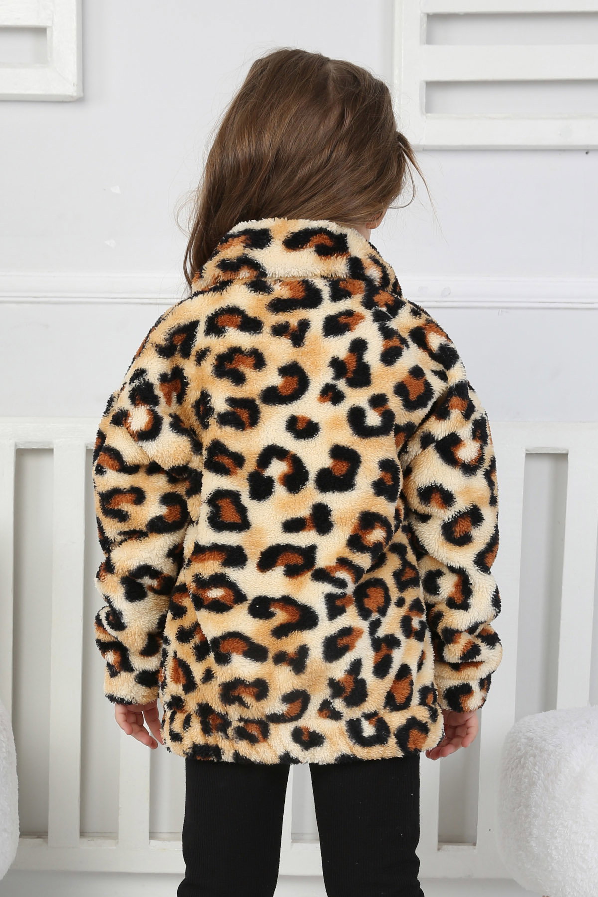 Kız Çocuk Leopar Çift Cepli Peluş Mont - 26703 - 4