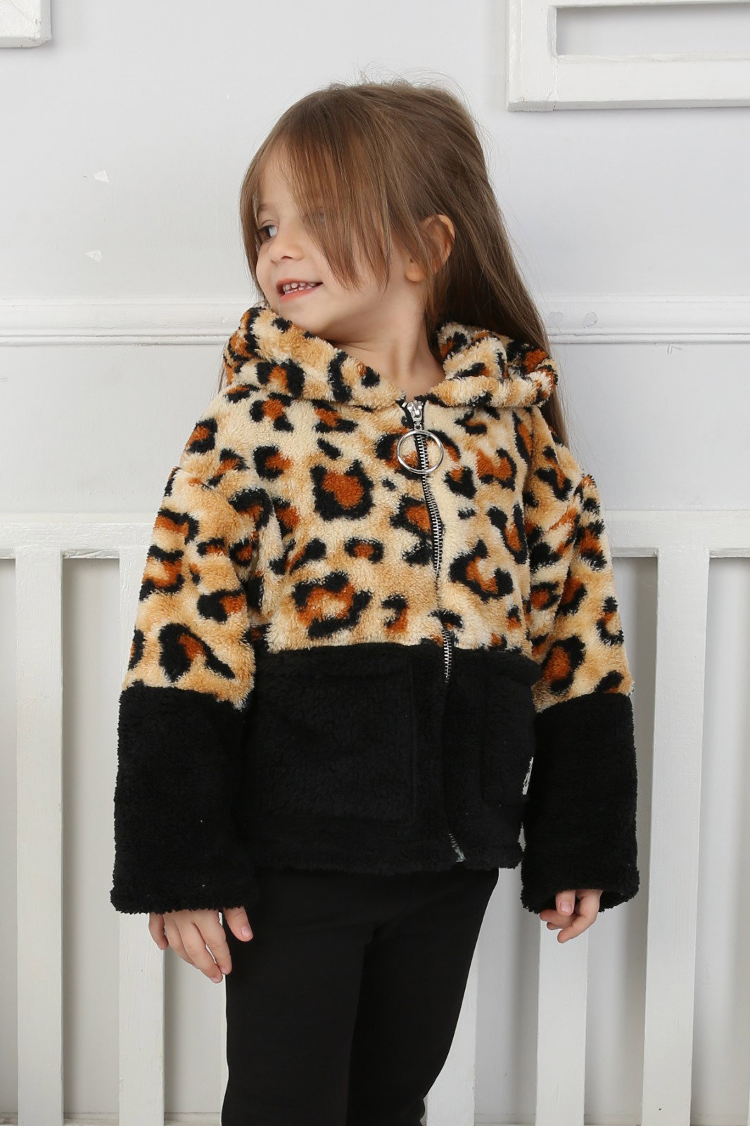 Kız Çocuk Leopar Garnili Peluş Mont - 26700 - 3