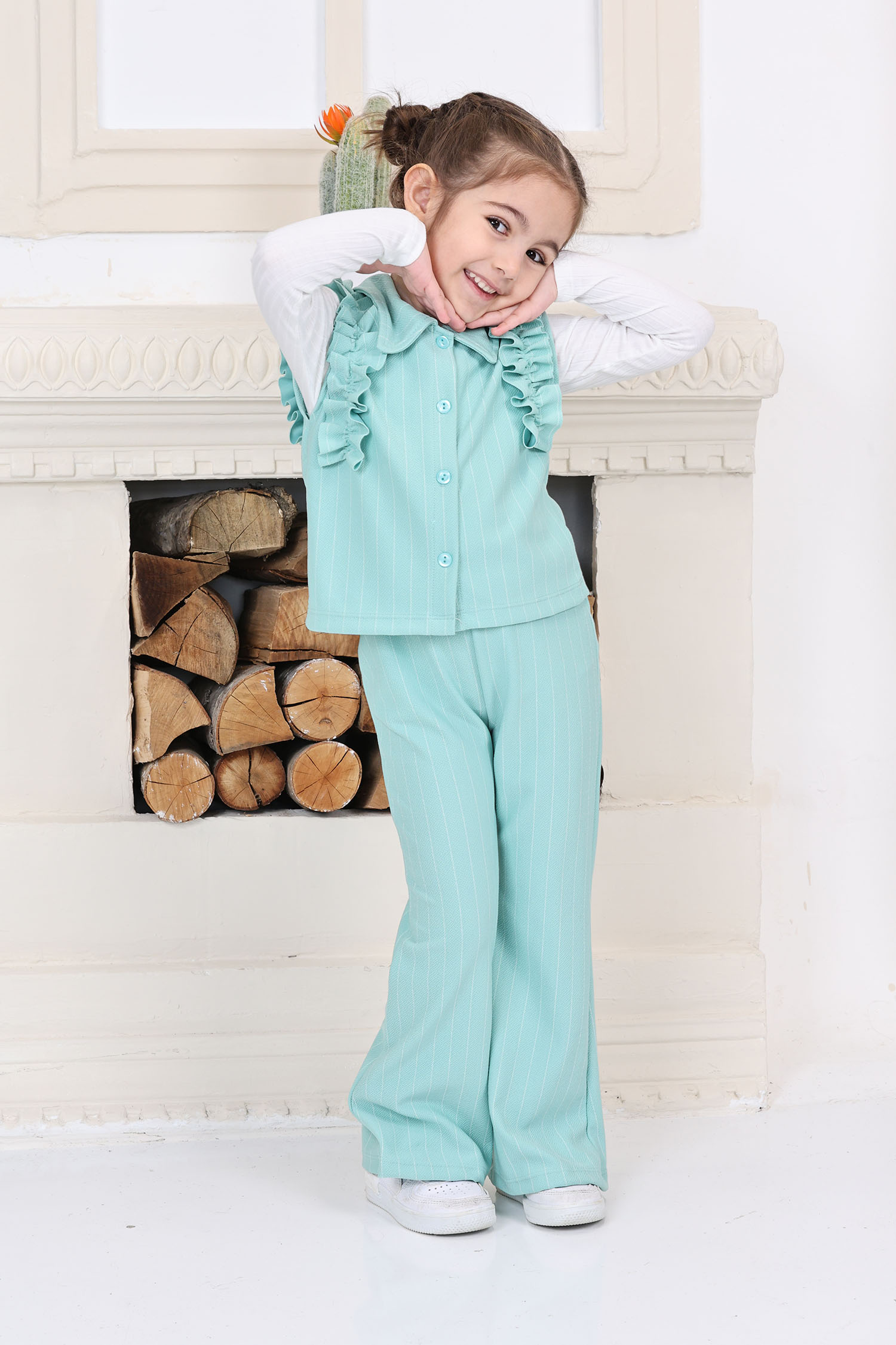 Kız Çocuk Mint Kız Çocuk Çizgili Omuz Detay Düğmeli Yelek ve Salaş Pantolon Alt Üst Takım - 26819 - 1