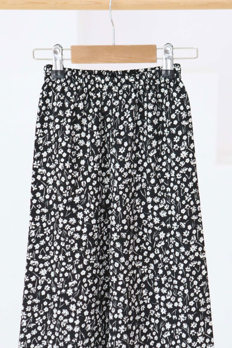 Kız Çocuk Siyah Çiçek Desenli Pantolon - 27307 - TOFİSA