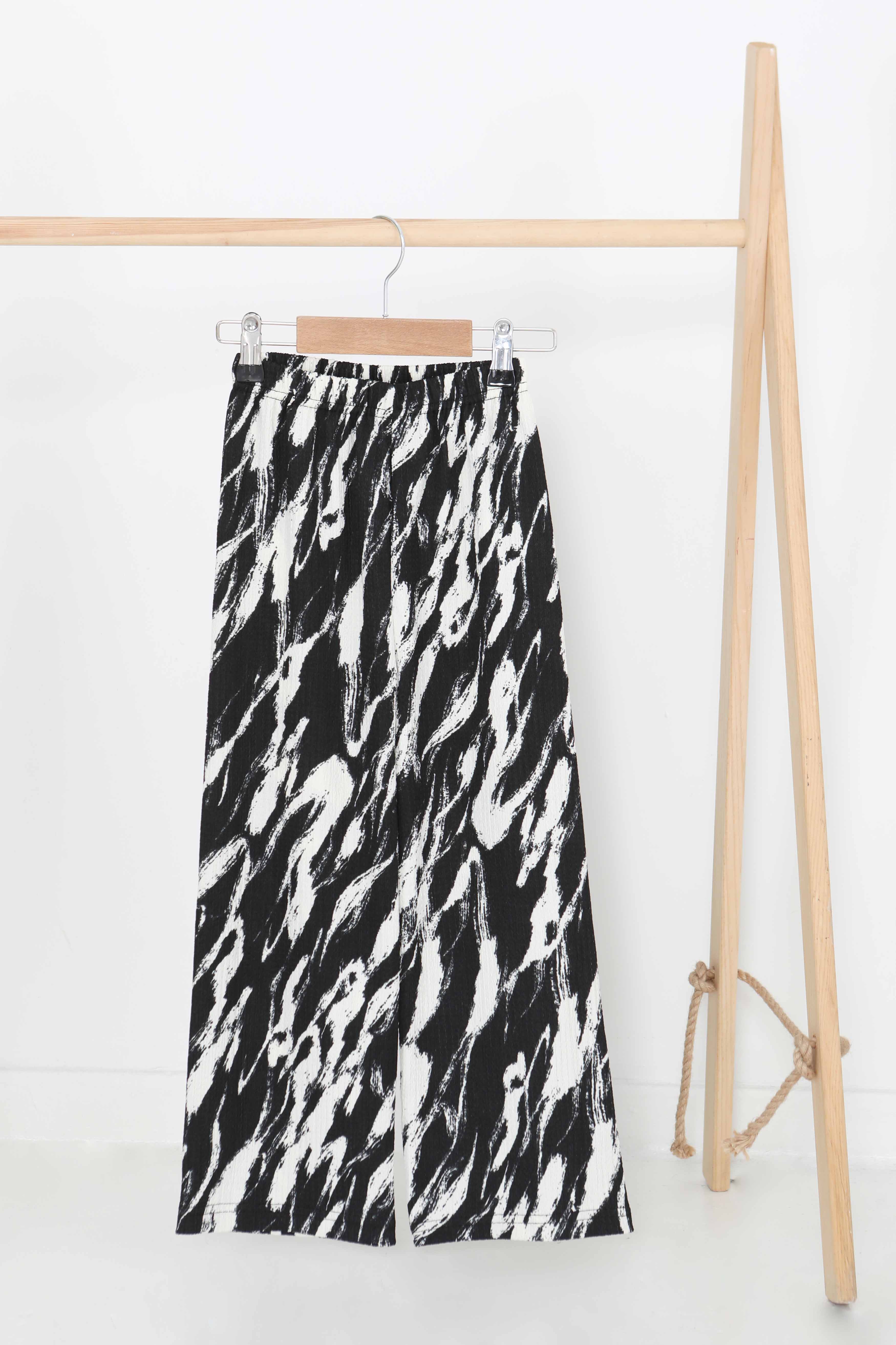 Kız Çocuk Siyah Desenli Pantolon - 27380 - 1