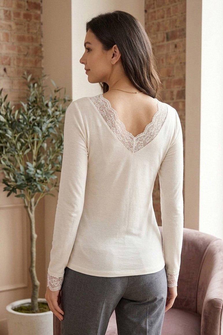 Kol Ucu Yaka Dantelli Bluz - 28422-BEYAZ - 3