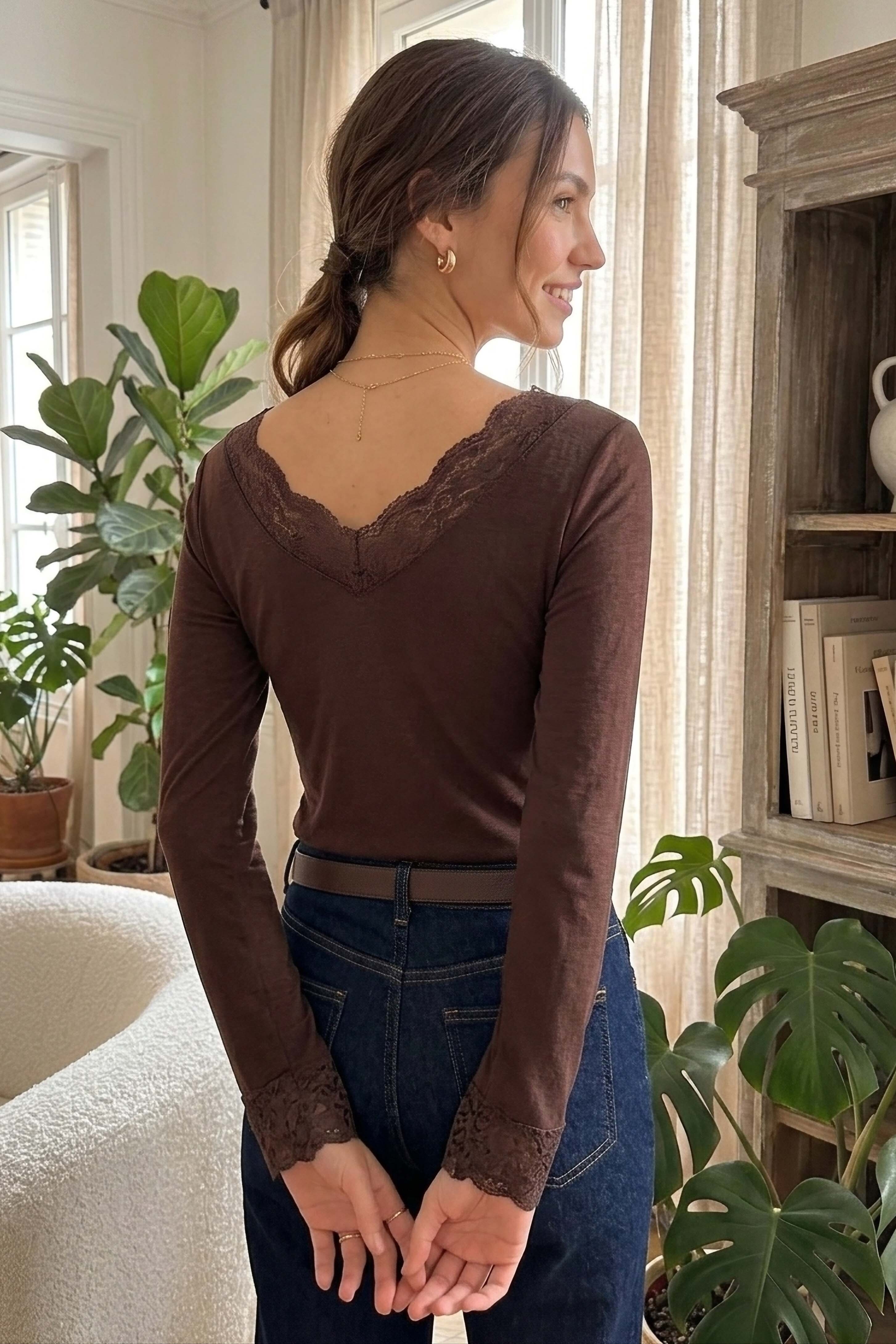 Kol Ucu Yaka Dantelli Bluz - 28422-KAHVE - 3