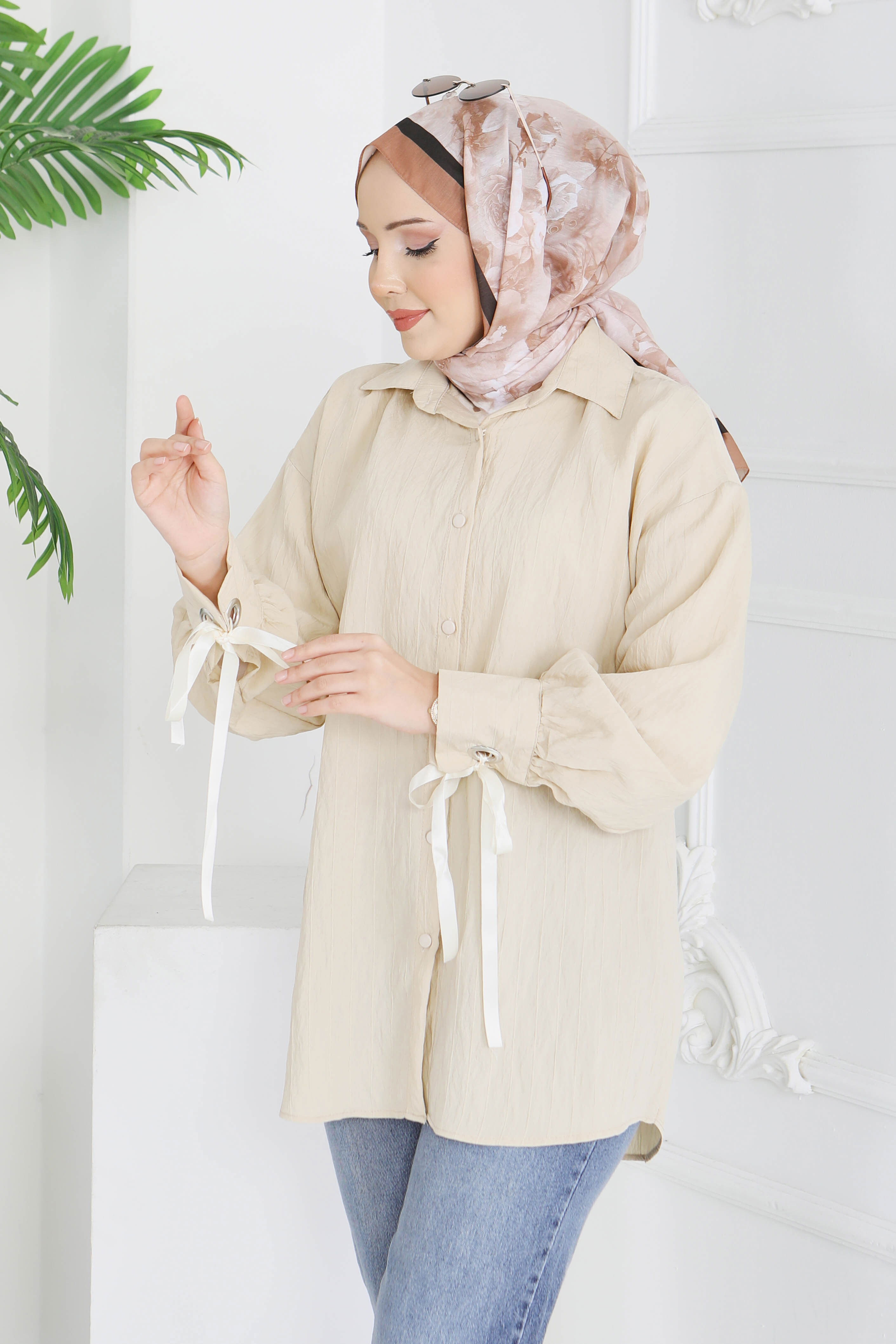 Kol Ucunda Kuşgözü Detaylı Tunik - 28210-BEJ - 2