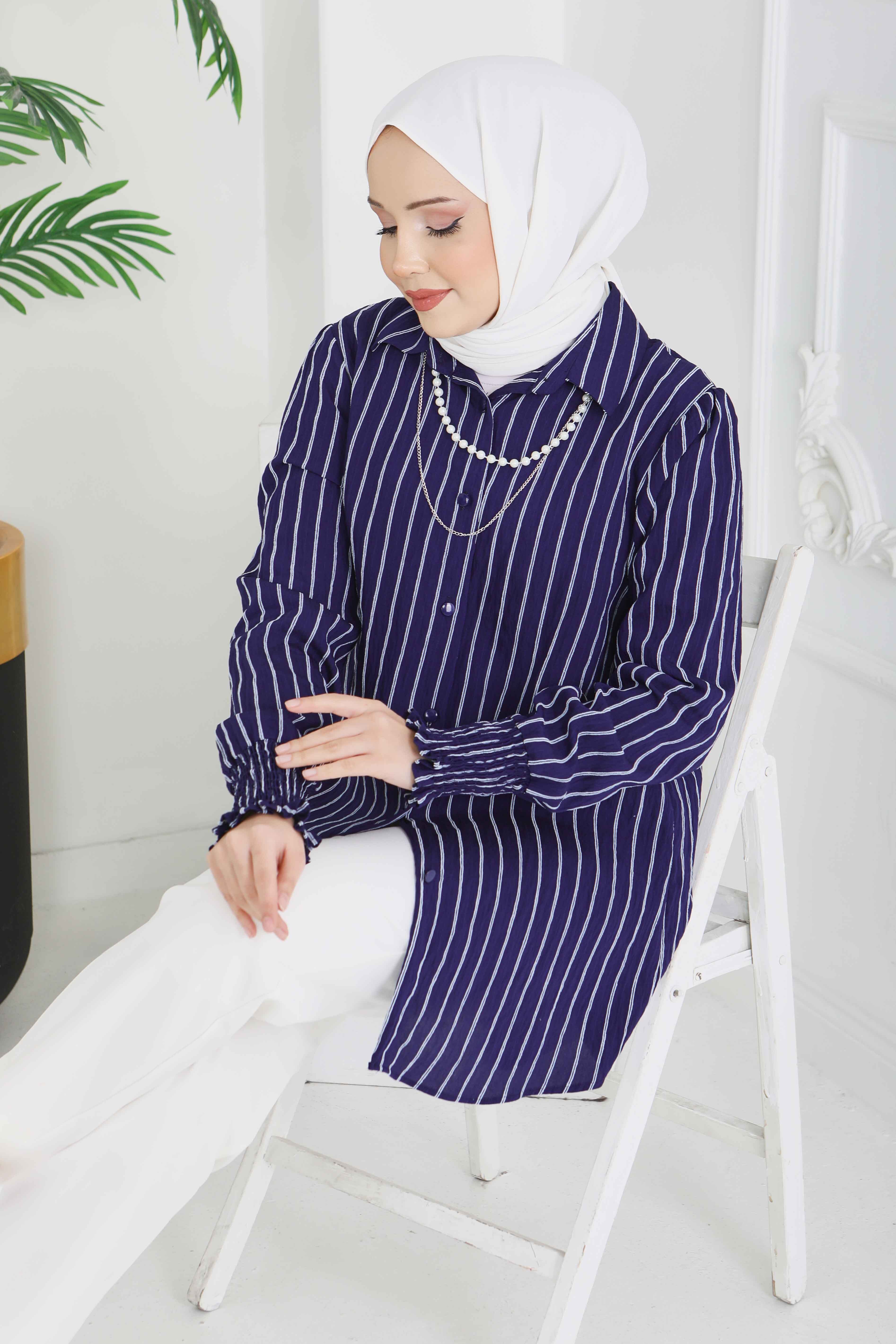 Kolyeli Çizgili Tunik - 28209-LACIVERT - 2