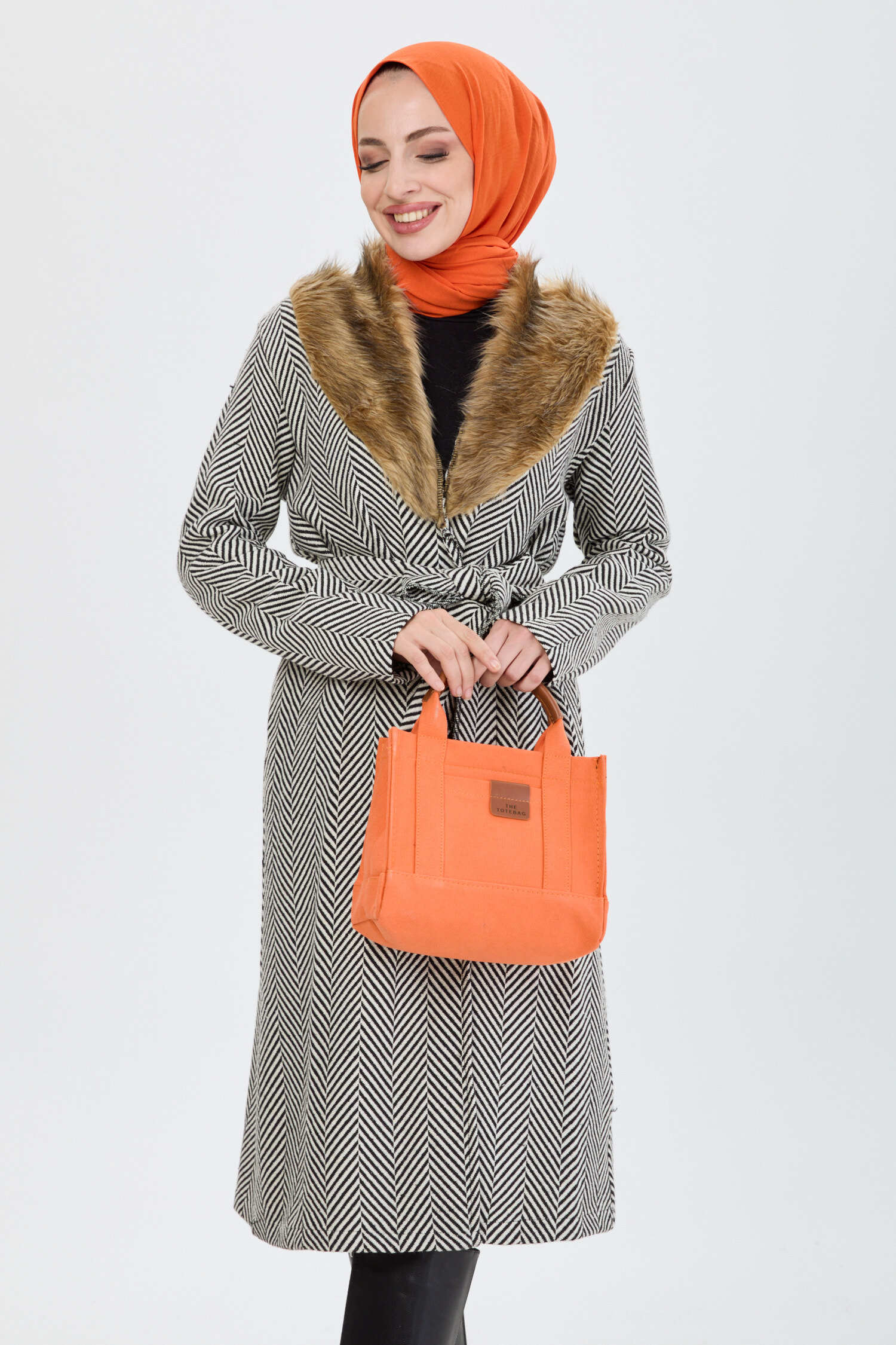 Kürklü Trenç - 27737-BEYAZ - 2