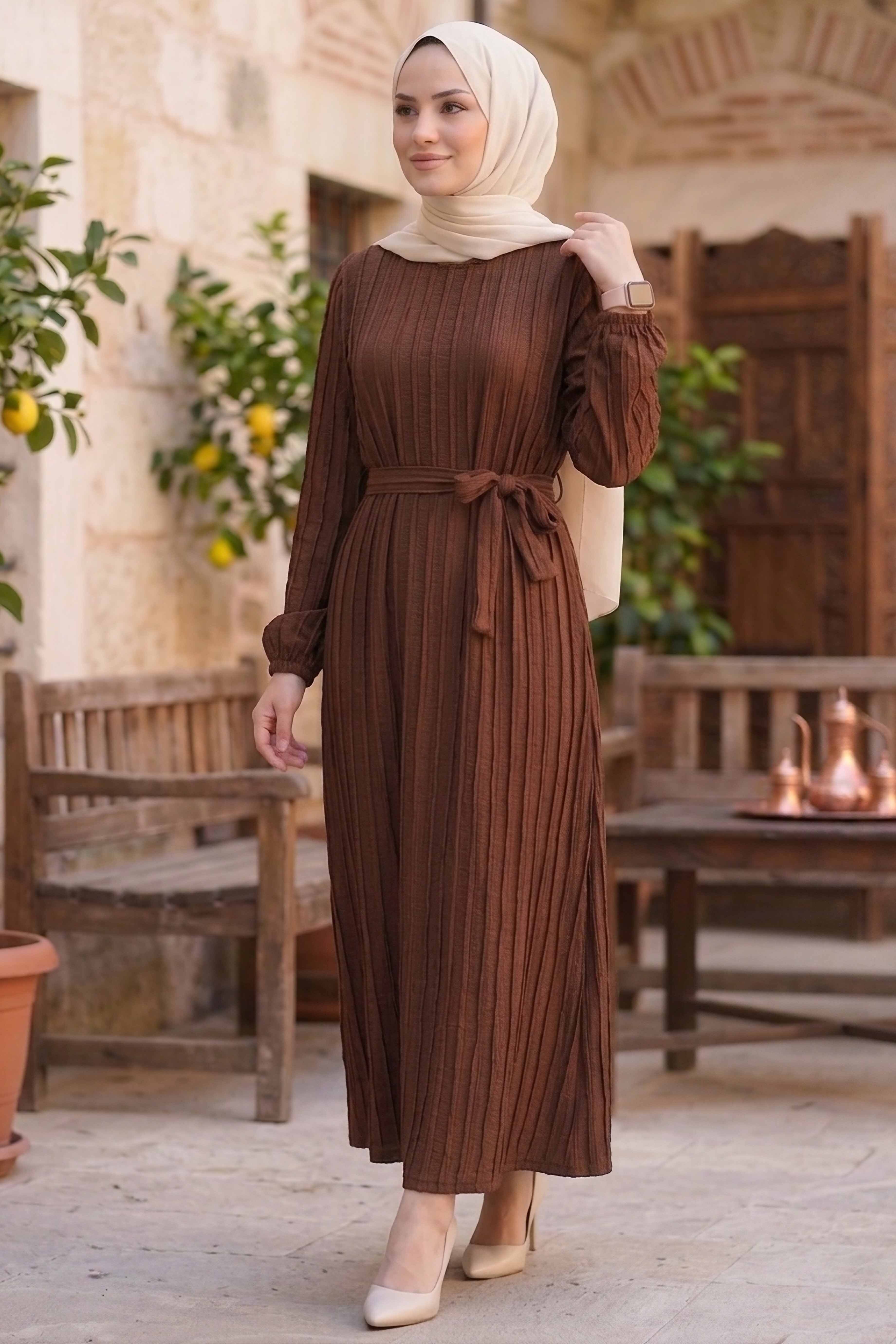 Kuşaklı Bileği Lastilk Detaylı Elbise - 2090-KAHVE - 2