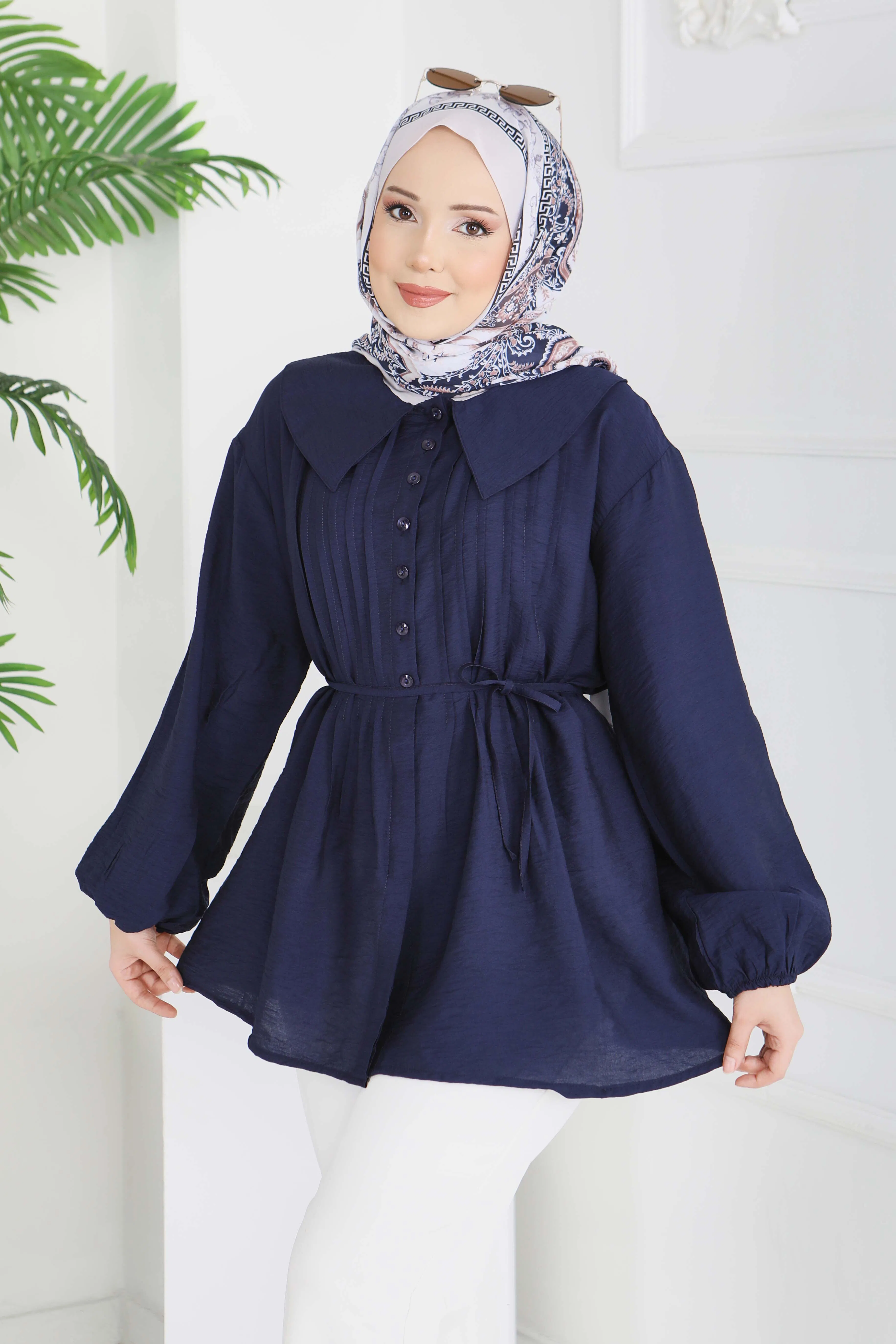 Kuşaklı Kol Ucu Lastikli Tunik - 28214-LACIVERT - 1