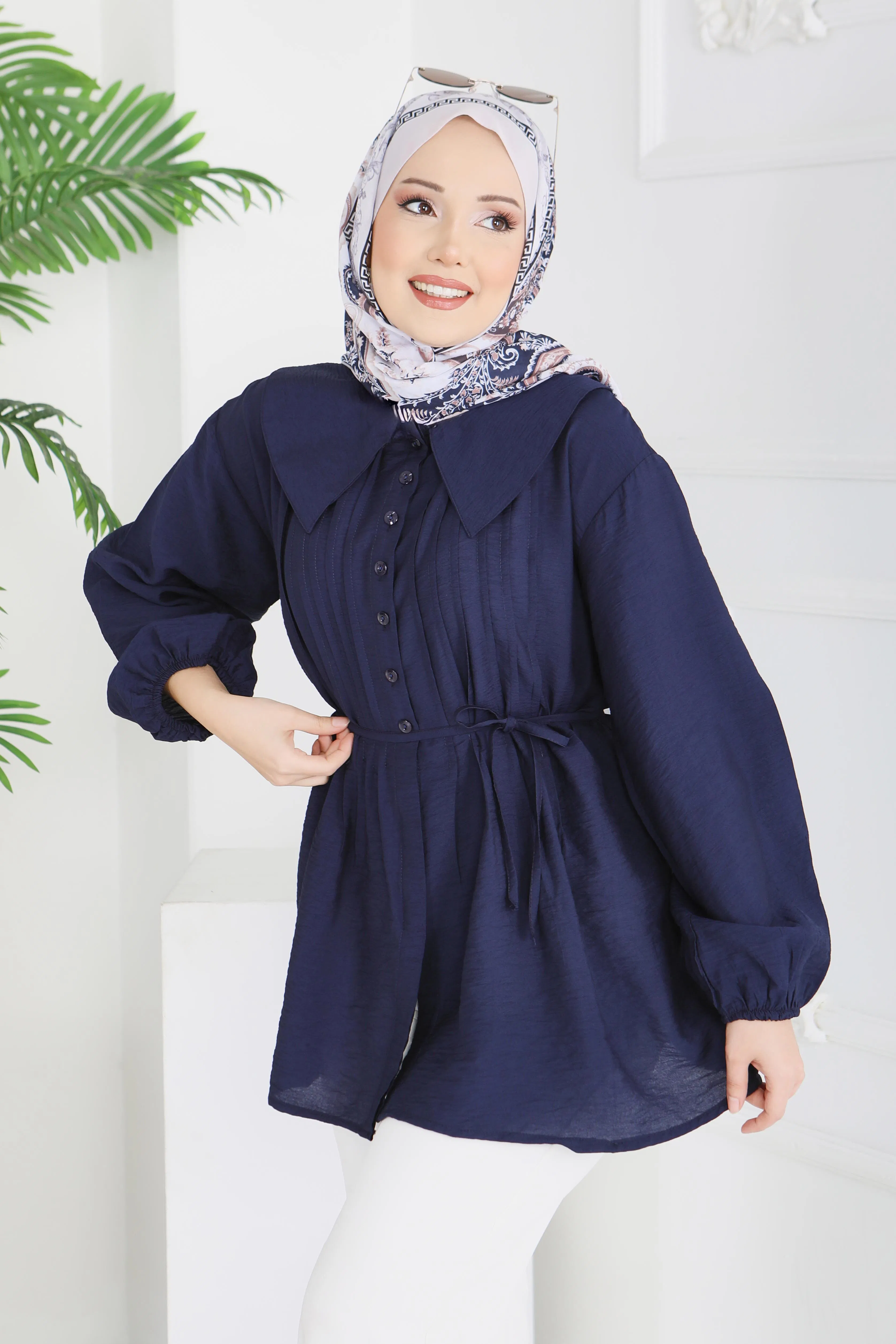 Kuşaklı Kol Ucu Lastikli Tunik - 28214-LACIVERT - 4