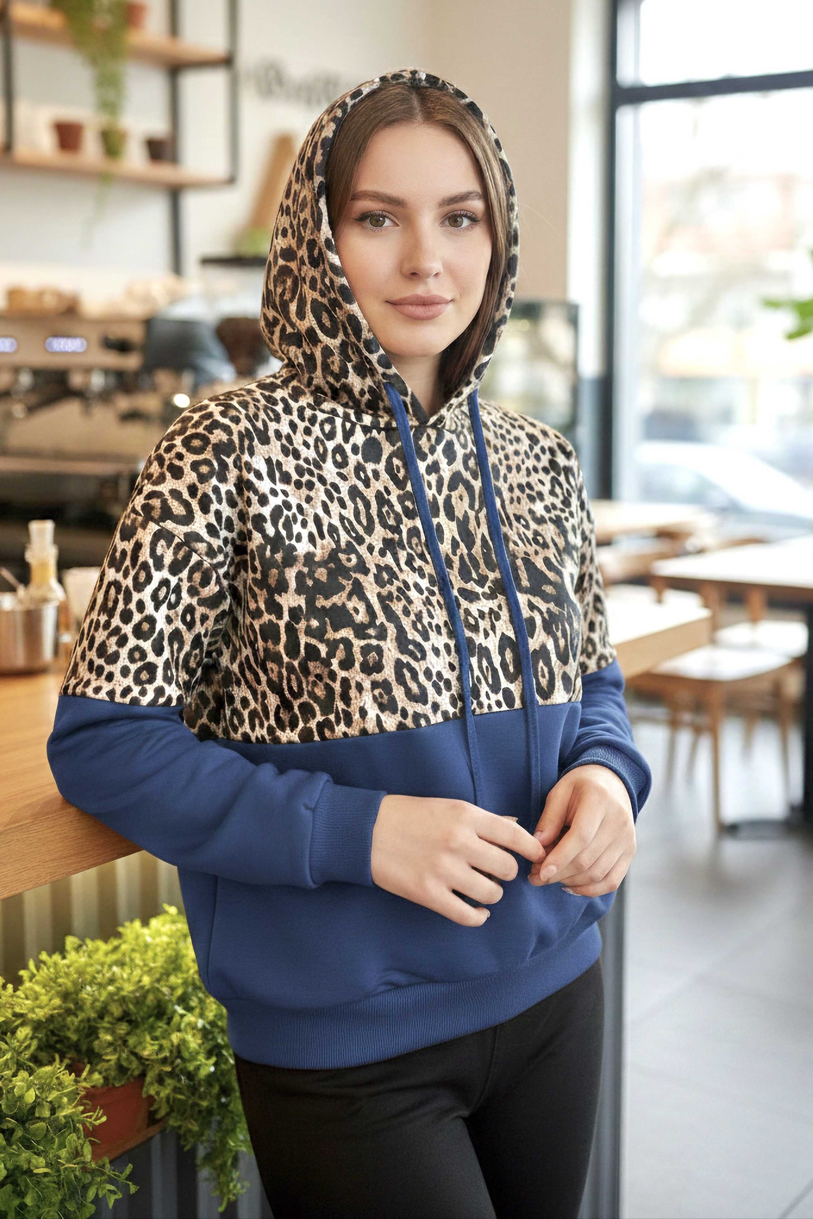 Leopar Desenli Kapüşonlu Sweat - 28276-INDIGO - 1