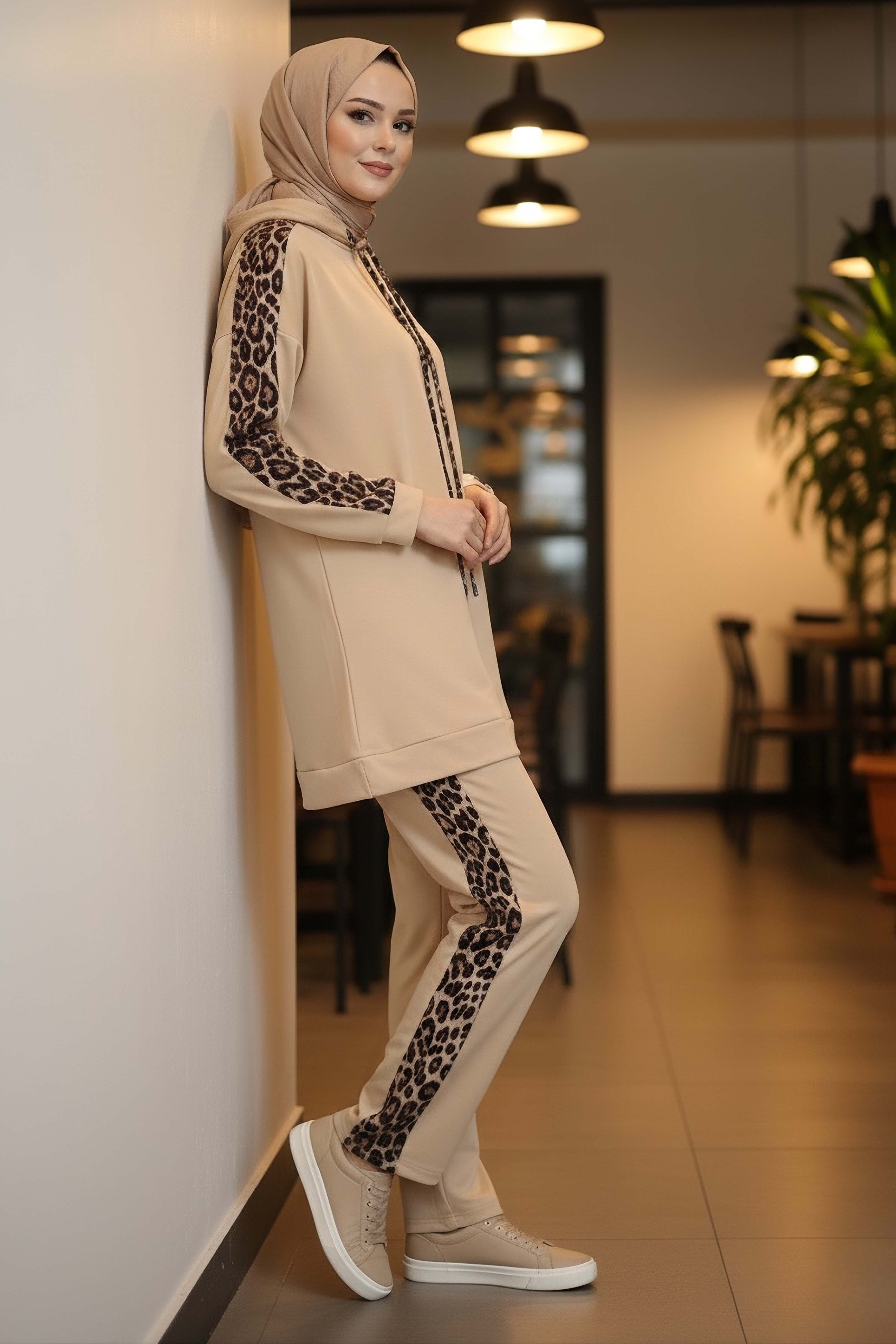 Leopar Şerit Detaylı İki İplik İkili Takım - 2051-KREM - 1